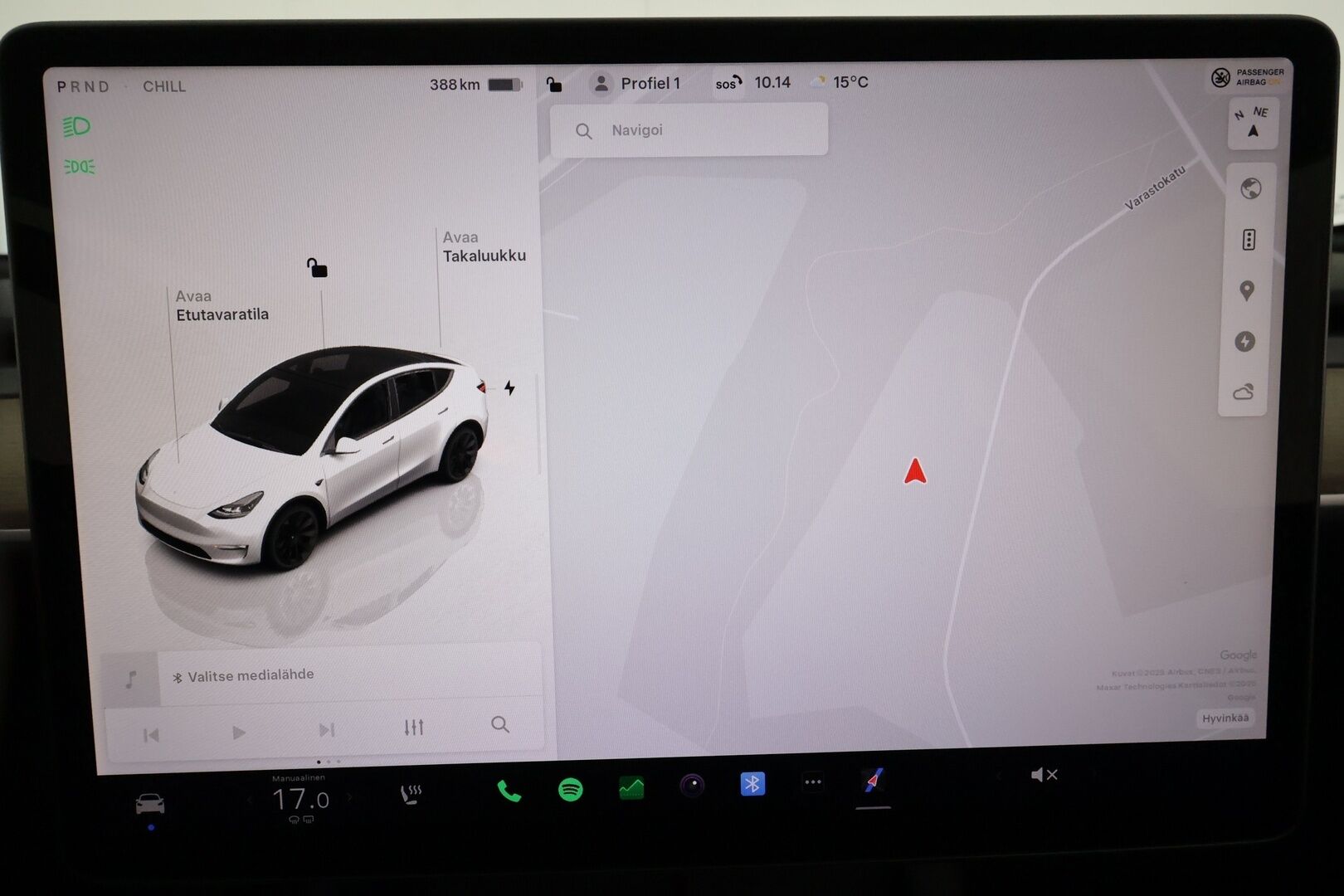 TESLA MODEL Y 2022 Long Range Dual Motor AWD **Lasikatto / Lämpöpumppu / Adapt.Vakkari / Matrix-LED / P. Kamera / Muistipenkki / Navi** - 3,99 % KORKOTARJOUS TÄHÄN AUTOON 31.8. ASTI! - 