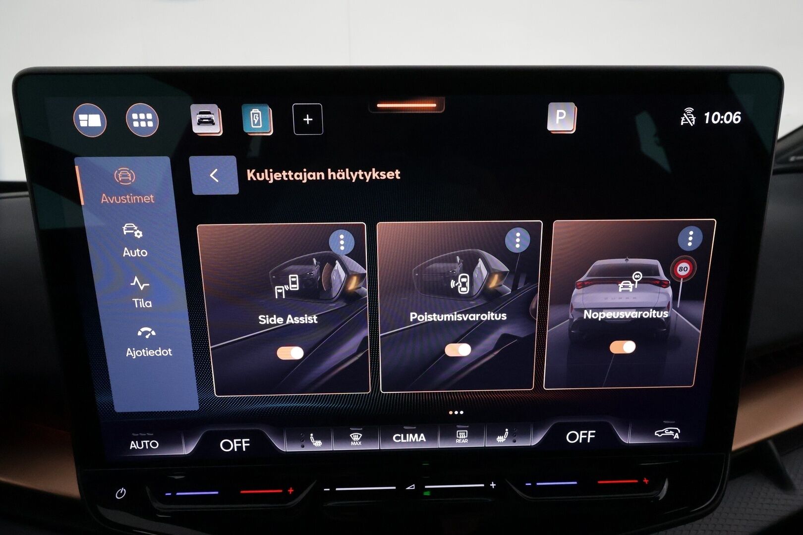 CUPRA TAVASCAN 2024 VZ Adrenaline **HUD / Panorama / Adapt.vakkari / Matrix LED / Lämpöpumppu / Navi / Muistipenkit** - 3,99 % KORKOTARJOUS TÄHÄN AUTOON 31.8. ASTI! - Sporttipenkit / Nahka-Alcantara / Digimittaristo / Penkinlämmittimet takana / Ratin lämmitin / 360.kamera