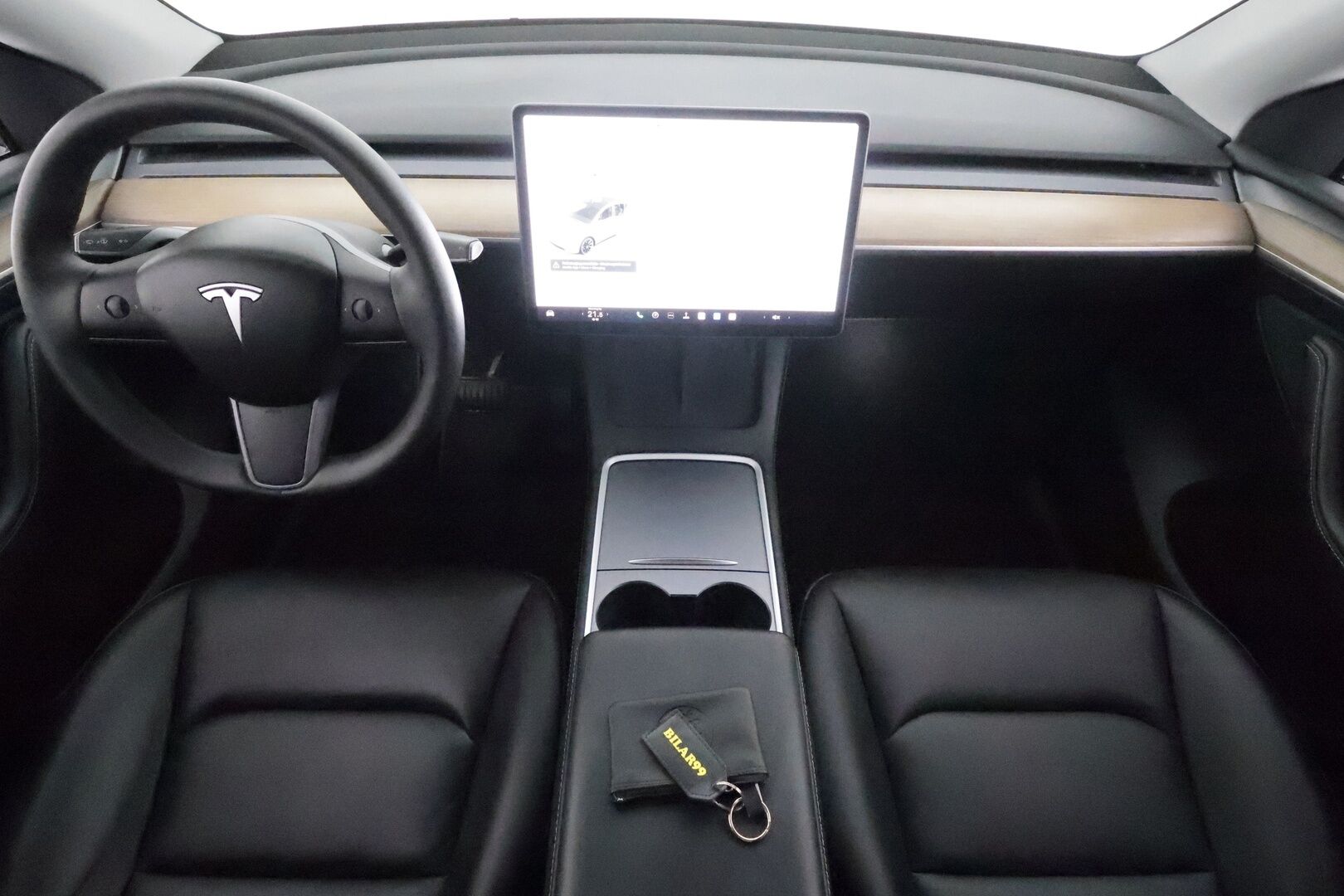 TESLA MODEL Y 2021 Long Range Dual Motor AWD **Lasikatto / Lämpöpumppu / Adapt.Vakkari / Matrix-LED / P. Kamera / Navi / Keyless** - 3,99 % KORKOTARJOUS TÄHÄN AUTOON 7.9. ASTI! - Kahdet Renkaat