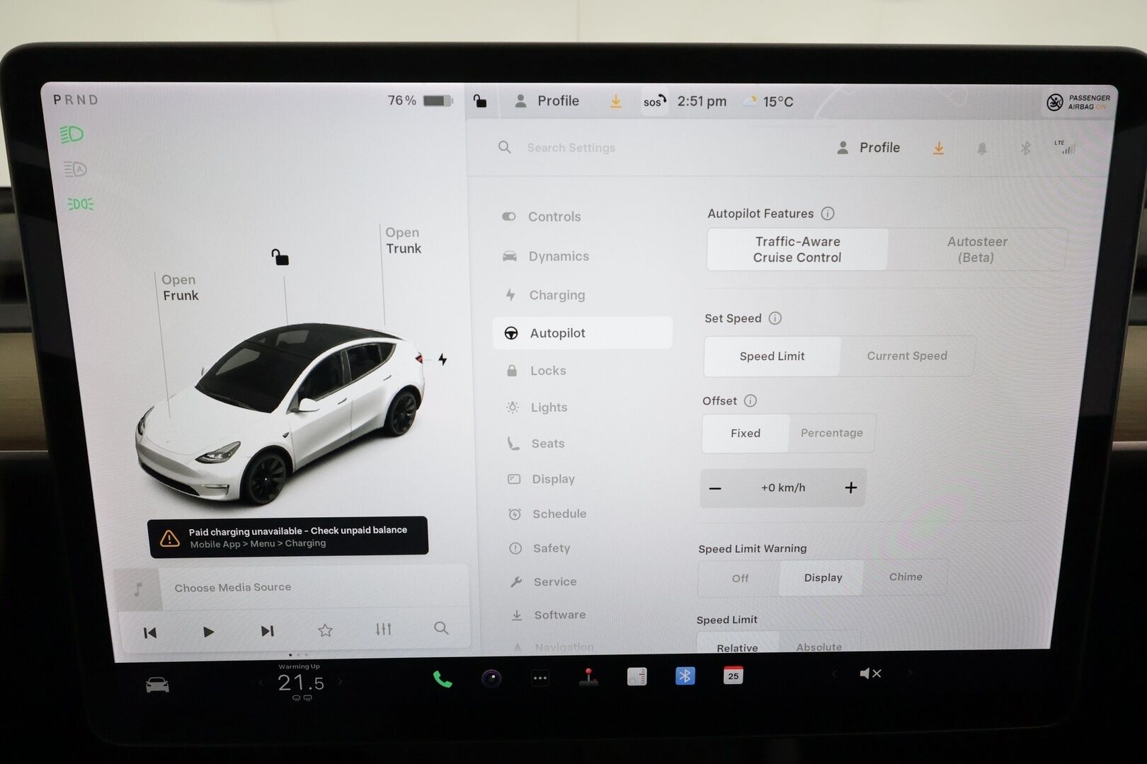 TESLA MODEL Y 2021 Long Range Dual Motor AWD * Vetokoukku / Lasikatto / Lämpöpumppu / ACC / Matrix / P. Kamera / Navi / Keyless * - 2x renkaat ja vanteet / Akku kuntotarkastettu - Osta nyt, maksa vasta ensi vuonna
