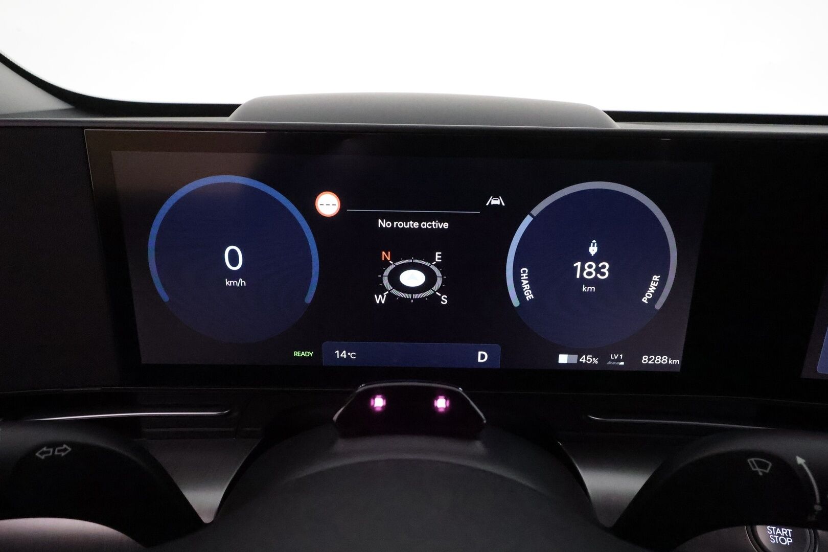 HYUNDAI KONA 2024 65 kWh 217 hv Premium **Adapt.vakkari / HUD / Bose / Lämpöpumppu / Sähköpenkit ilmastoinnilla / LED** - 3,99 % KORKOTARJOUS TÄHÄN AUTOON 31.8. ASTI! - Merkkihuollettu / Muistipenkki / Penkinlämmittimet takana / Ratin lämmitin / KeylessGo / 360.kamera 