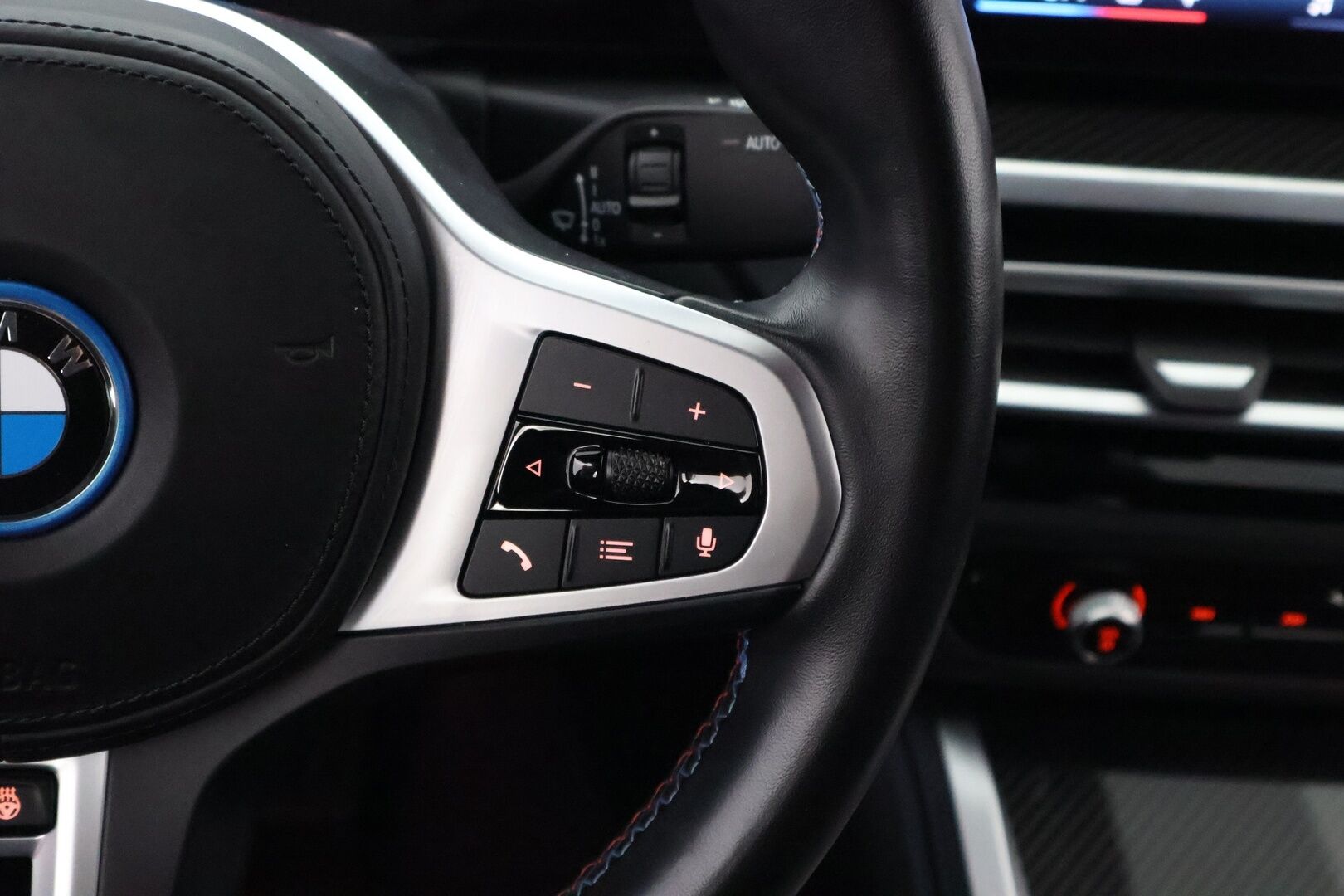 BMW I4 M50 2024 G26 xDrive Gran Coupe - Adapt.Vakkari / Harman&Kardon / HUD / Peruutuskamera / Adapt.LED / Nahka-Alcantara / Muistipenkki / Näyttävä!