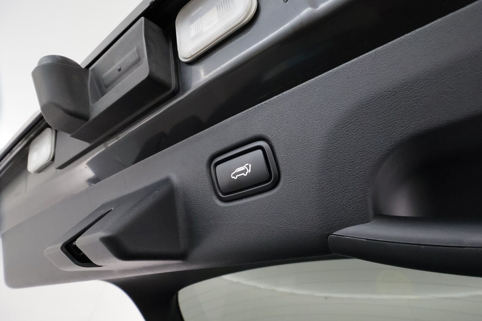 KIA EV6 2022 AWD 77 kWh 325 hv **ACC / HUD / Meridian / 360° / ILP / Ilmastoidut nahat / Muistipenkki / Navi / LED / KeylessGo** - 3,99 % KORKOTARJOUS TÄHÄN AUTOON 14.9. ASTI! - Merkkihuollettu