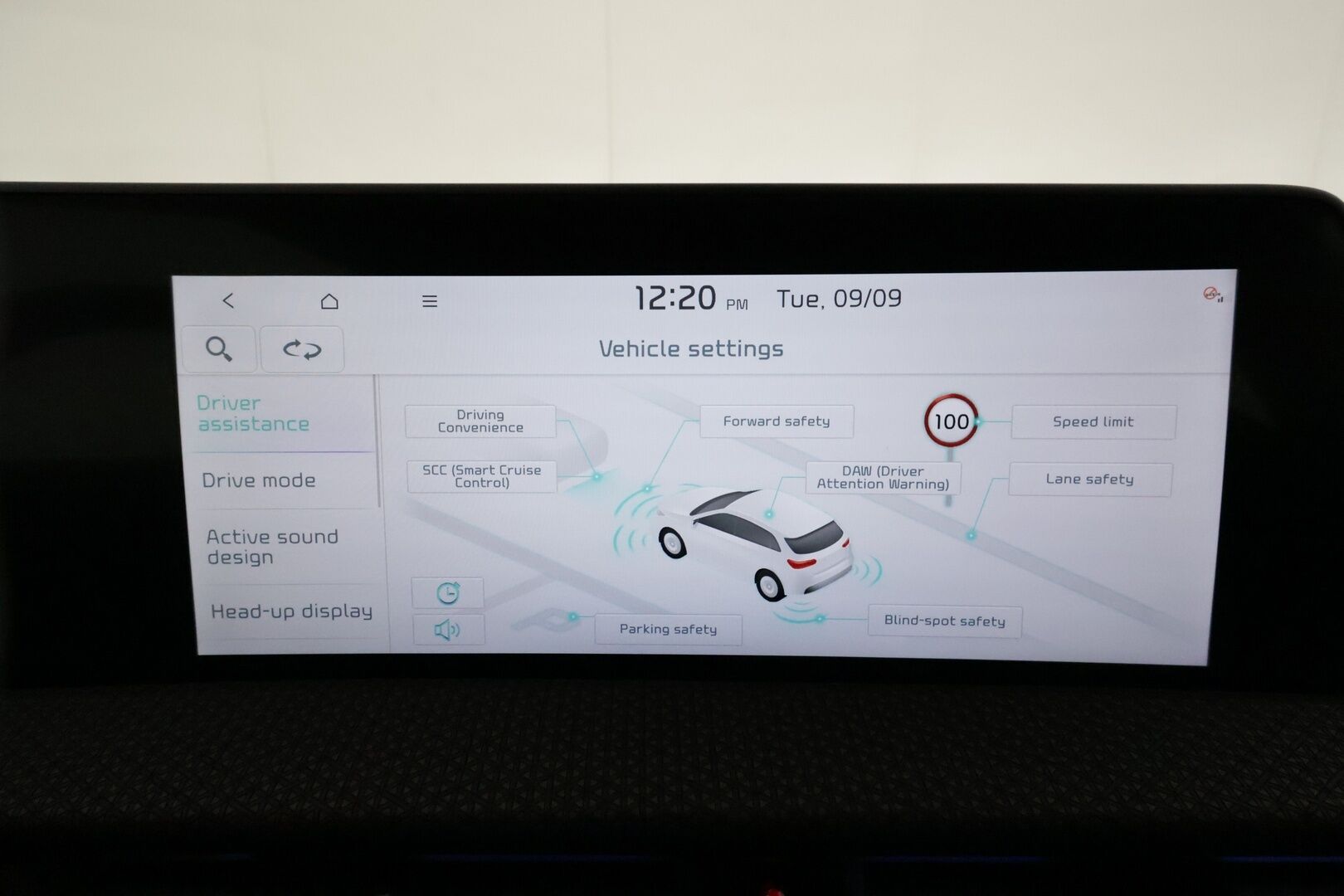 KIA EV6 2022 AWD 77 kWh 325 hv **ACC / HUD / Meridian / 360° / ILP / Ilmastoidut nahat / Muistipenkki / Navi / LED / KeylessGo** - 3,99 % KORKOTARJOUS TÄHÄN AUTOON 14.9. ASTI! - Merkkihuollettu