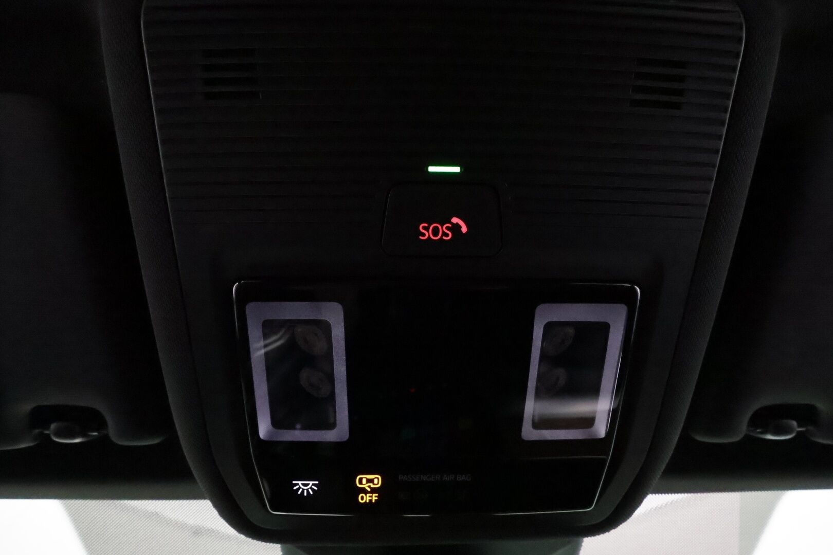 VOLKSWAGEN ID.4 2022 Pro Performance 150 kW **ILP / ACC / Matrix-LED / P.kamera / Navi / Kaistavahti / Nahka-Alcantara** - 2x Latauskaapelit / Merkkihuollettu!