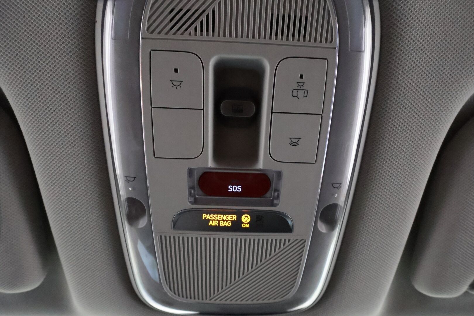 HYUNDAI IONIQ 5 2022 77 kWh 229 hv **ACC / HUD / ILP /  Lasikatto / Bose / 360° / Muistipenkki / Ilmastoidut nahat / Navi / LED** - Akku kuntotarkastettu SoH 96,5% / Merkkihuollettu