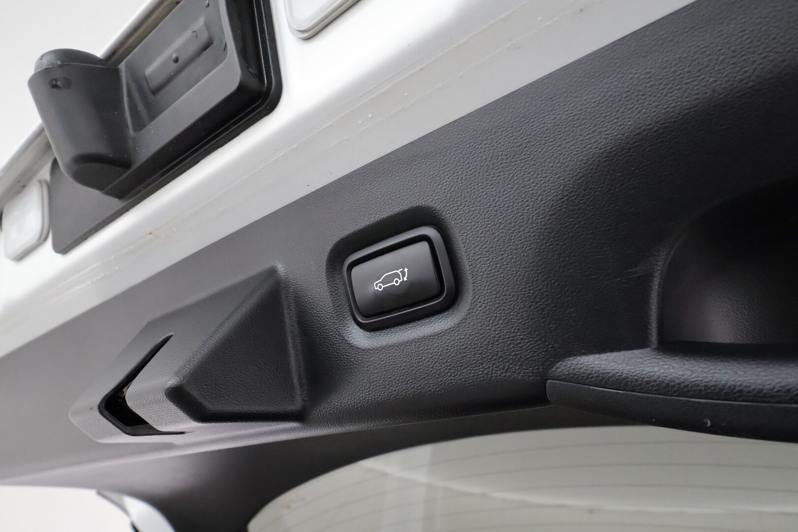 HYUNDAI IONIQ 5 2022 77 kWh 229 hv **ACC / HUD / ILP /  Lasikatto / Bose / 360° / Muistipenkki / Ilmastoidut nahat / Navi / LED** - Akku kuntotarkastettu SoH 96,5% / Merkkihuollettu