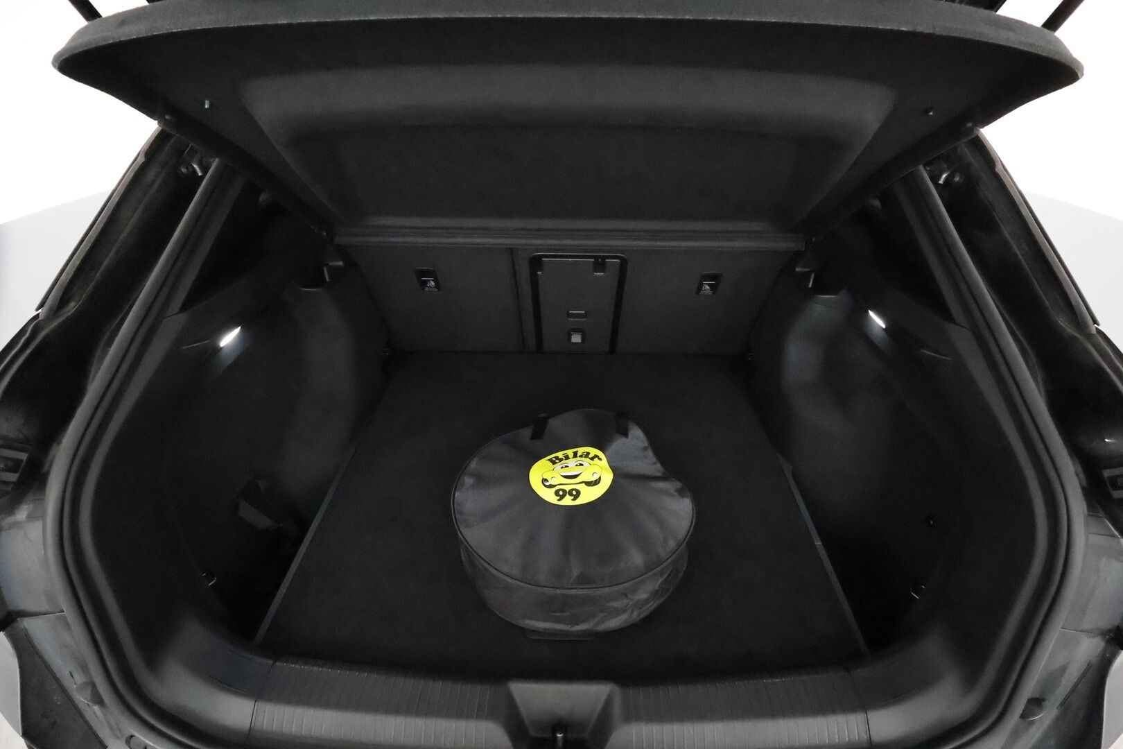 VOLKSWAGEN ID.4 2022 GTX Dual Motor AWD, akku 77 kWh * Lämpöpumppu / Adapt.Vakkari / Matrix LED / Sporttipenkit Muistilla / Navi / Peruutuskamera - 3,99 % KORKOTARJOUS TÄHÄN AUTOON 28.9. ASTI! - Merkkihuollettu! / Akku kuntotarkastettu / Huippuvarusteet!