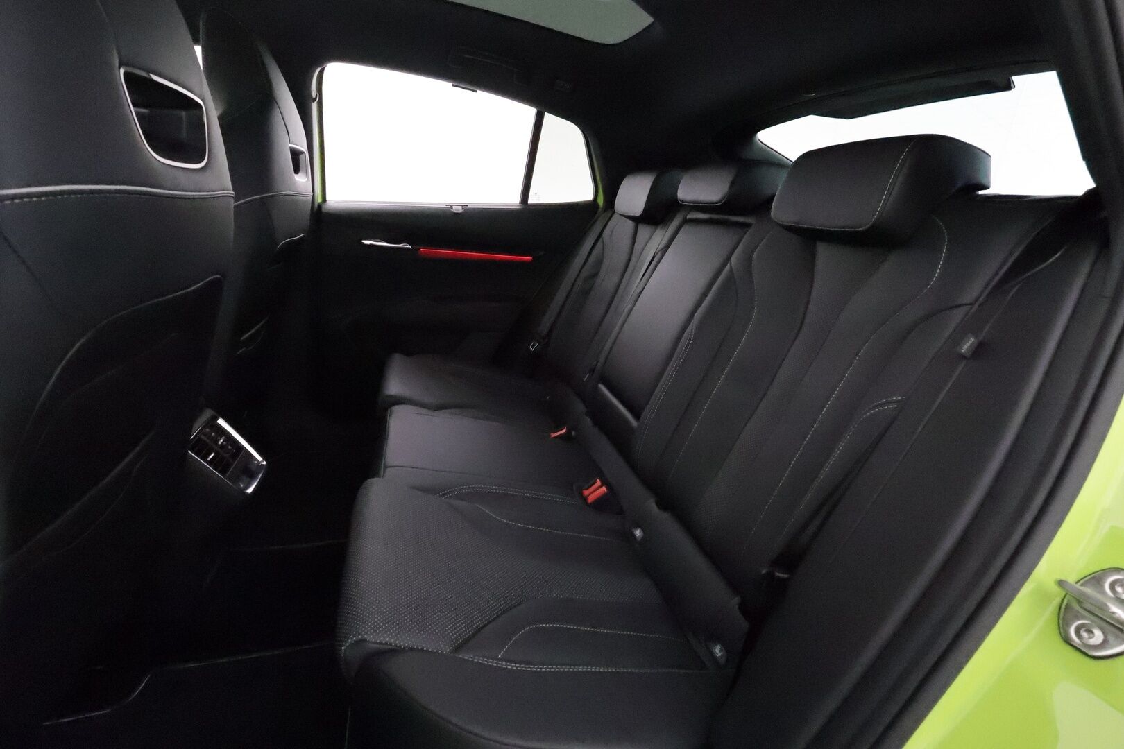 SKODA ENYAQ 2023 80x 4x4 RS iV * Lämpöpumppu / Canton / HUD / Lasikatto / Matrix LED / Vetokoukku / Hierova Muistipenkki / Navi - 3,99 % KORKOTARJOUS TÄHÄN AUTOON 23.9. ASTI! - Merkkihuollettu / Erikoisväri / Akku kuntotarkastettu / Travel Assist / Supervarusteet!
