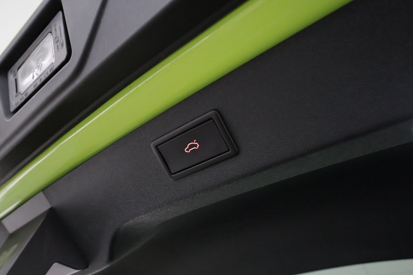 SKODA ENYAQ 2023 80x 4x4 RS iV * Lämpöpumppu / Canton / HUD / Lasikatto / Matrix LED / Vetokoukku / Hierova Muistipenkki / Navi - 3,99 % KORKOTARJOUS TÄHÄN AUTOON 23.9. ASTI! - Merkkihuollettu / Erikoisväri / Akku kuntotarkastettu / Travel Assist / Supervarusteet!