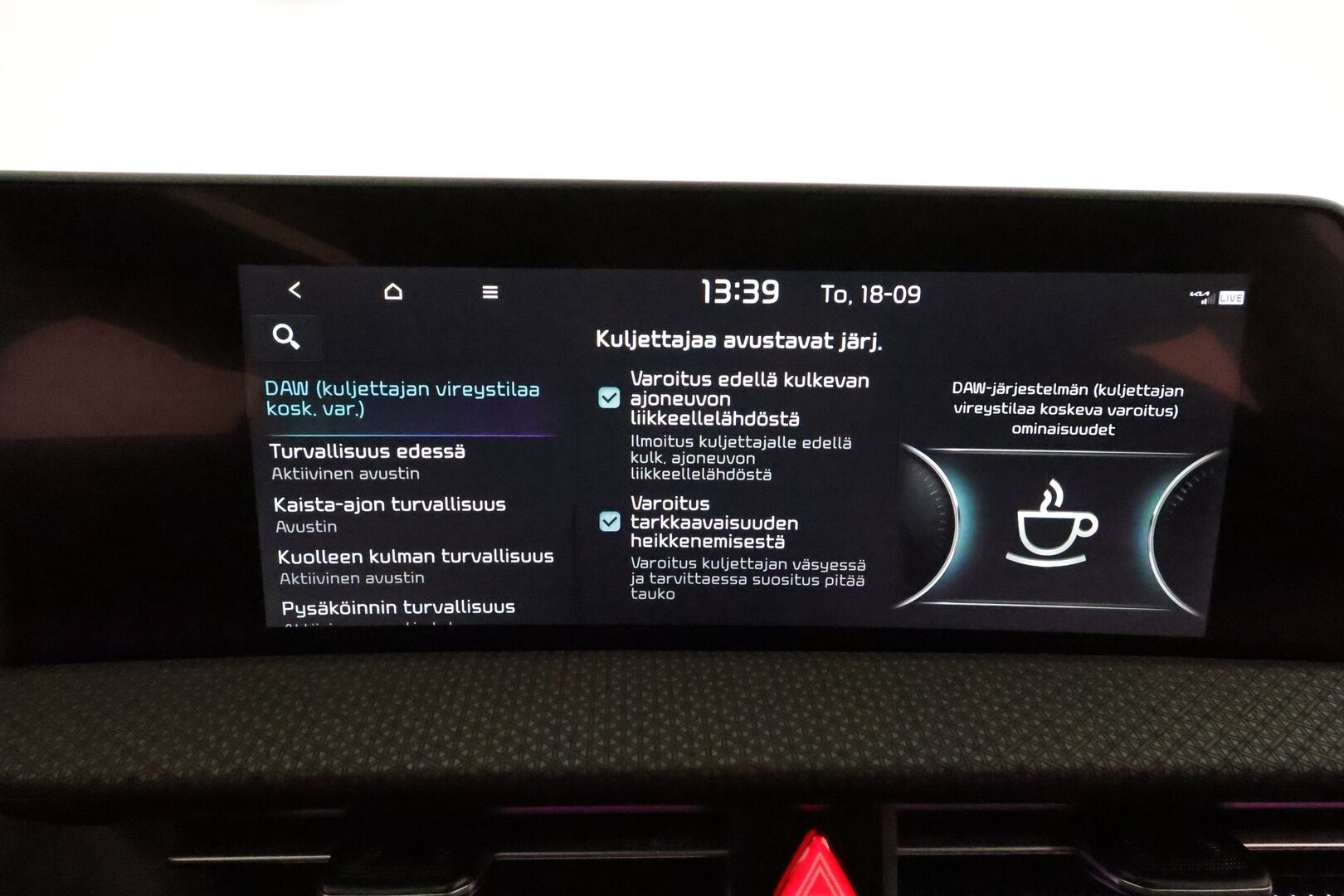 KIA EV6 2023 77,4kWh RWD **ACC / HUD / Meridian / 360° / ILP / Muistipenkki / Ilmastoidut nahat / Navi / LED** - ALV / Merkkihuollettu / Akku kuntotarkastettu / Huippu varusteet! - Osta nyt, maksa vasta ensi vuonna