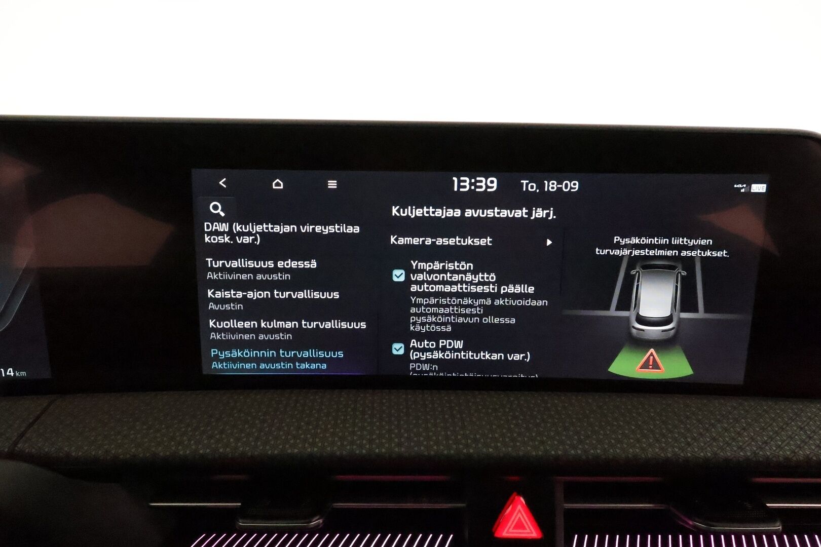 KIA EV6 2023 77,4kWh RWD **ACC / HUD / Meridian / 360° / ILP / Muistipenkki / Ilmastoidut nahat / Navi / LED** - ALV / Merkkihuollettu / Akku kuntotarkastettu / Huippu varusteet!