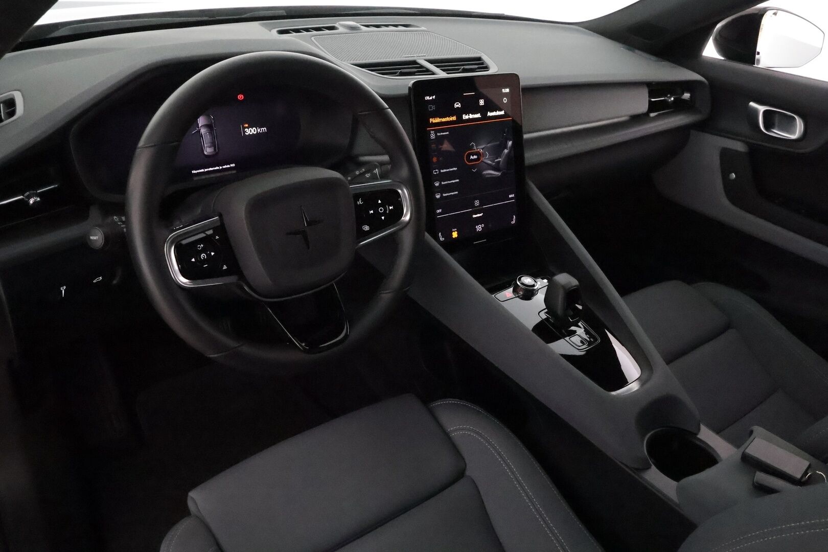 POLESTAR 2 2022 Long Range Dual Motor, 300kW, 78kWh *ACC / 360° / H&K / Muistipenkki / Lasikatto / LED / Navi / ILP* - Kahdet renkaat aluvanteilla / Merkkihuollettu
