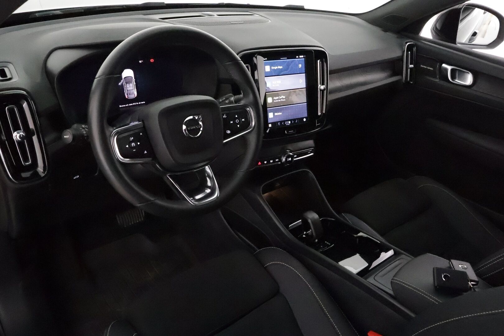 Volvo C40 2023 Recharge Twin motor Ultimate *Koukku / ACC / H&K / ILP / 360° / Muistipenkki / Lasikatto / Navi / Sporttipenkit* - Merkkihuollettu