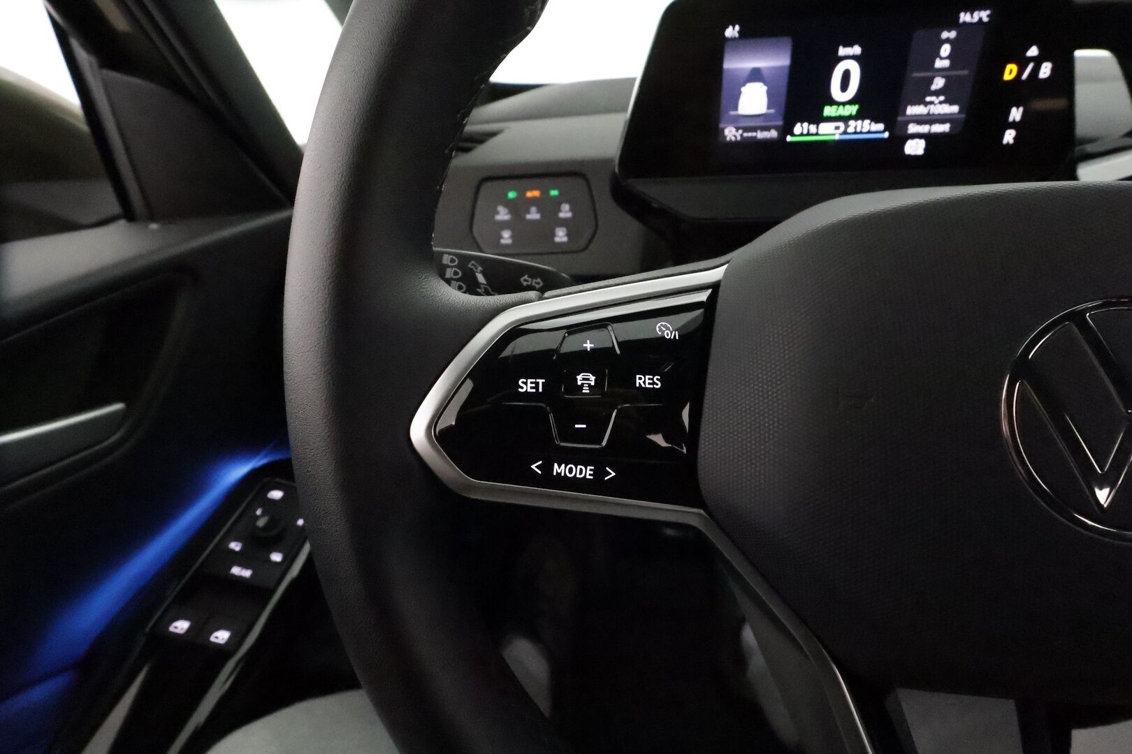 VOLKSWAGEN ID.3 2023 Pro Business 150 kW, akku 58 kWh *ACC / ILP / IQ.Light / Kamera / Navi* - SoH 96,9% / Facelift / ALV / Seuraava huolto 189pv