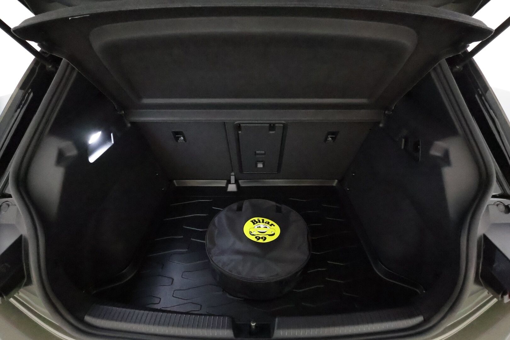 VOLKSWAGEN ID.3 2024 Pro Business 150 kW, akku 58 kWh *ACC / ILP / IQ.Light / Kamera / Navi* - KATSO KAMPANJAHINTA! / SoH 96,9% / Facelift / ALV / Seuraava huolto 189pv