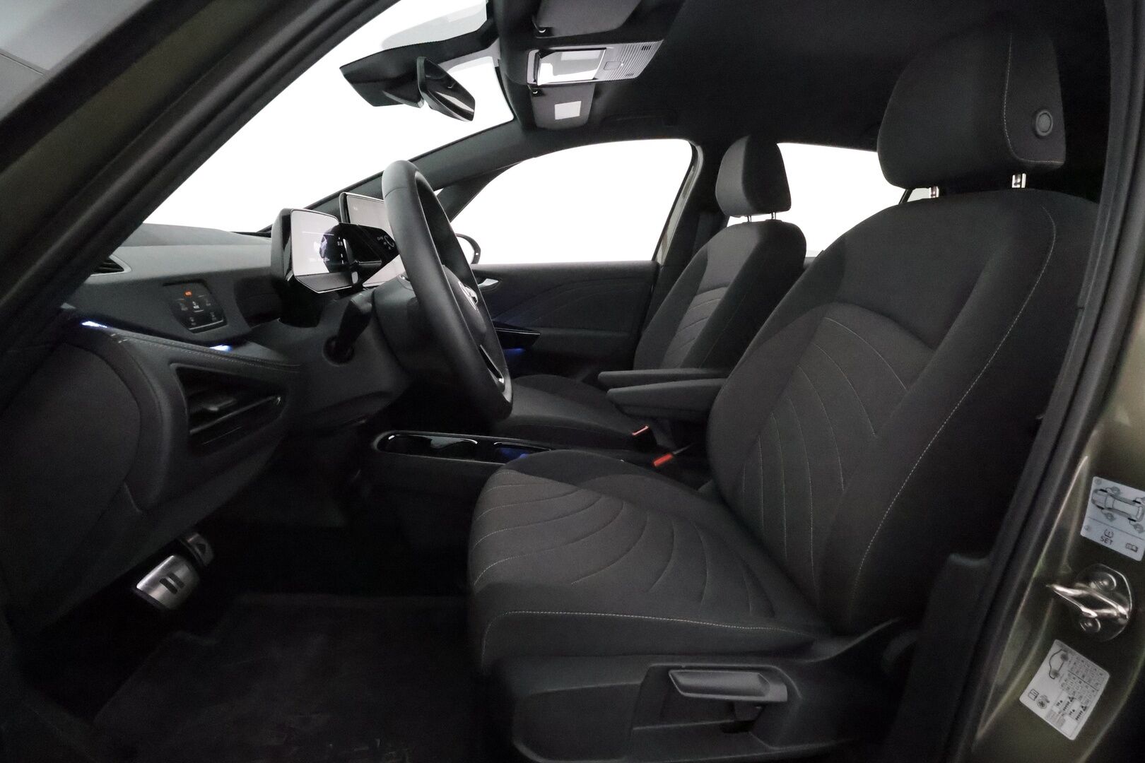 VOLKSWAGEN ID.3 2024 Pro Business 150 kW, akku 58 kWh *ACC / ILP / IQ.Light / Kamera / Navi* - KATSO KAMPANJAHINTA! / SoH 96,9% / Facelift / ALV / Seuraava huolto 189pv - HULLU BLACKWEEK KORKOTARJOUS 2,49%