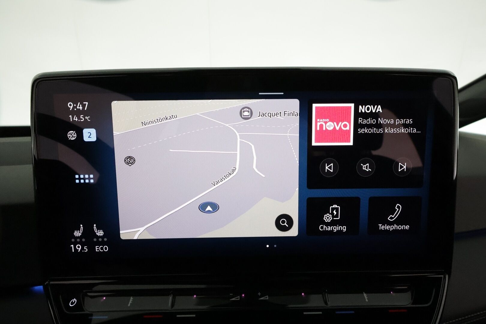 VOLKSWAGEN ID.3 2024 Pro Business 150 kW, akku 58 kWh *ACC / ILP / IQ.Light / Kamera / Navi* - KATSO KAMPANJAHINTA! / SoH 96,9% / Facelift / ALV / Seuraava huolto 189pv - HULLU BLACKWEEK KORKOTARJOUS 2,49%