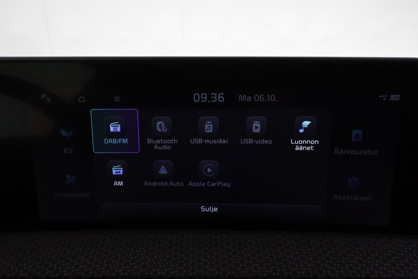 KIA EV6 2022 77,4kWh AWD *ACC / P.kamera / HUD / Meridian / LED / Navi / Widescreen* - Akku kuntotarkastettu / Kahdet renkaat aluvanteilla