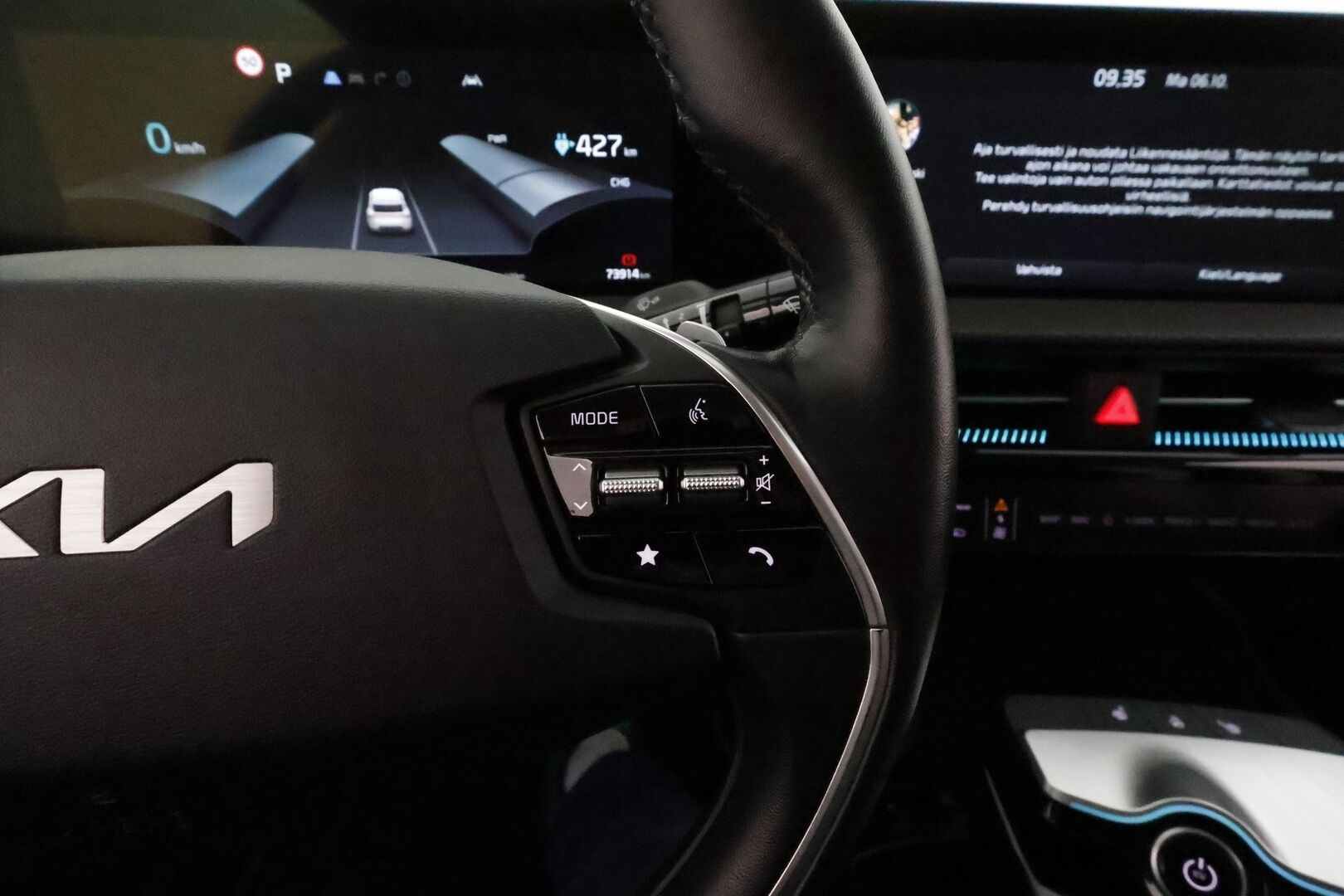 KIA EV6 2022 77,4kWh AWD *ACC / P.kamera / HUD / Meridian / LED / Navi / Widescreen* - Akku kuntotarkastettu / Kahdet renkaat aluvanteilla