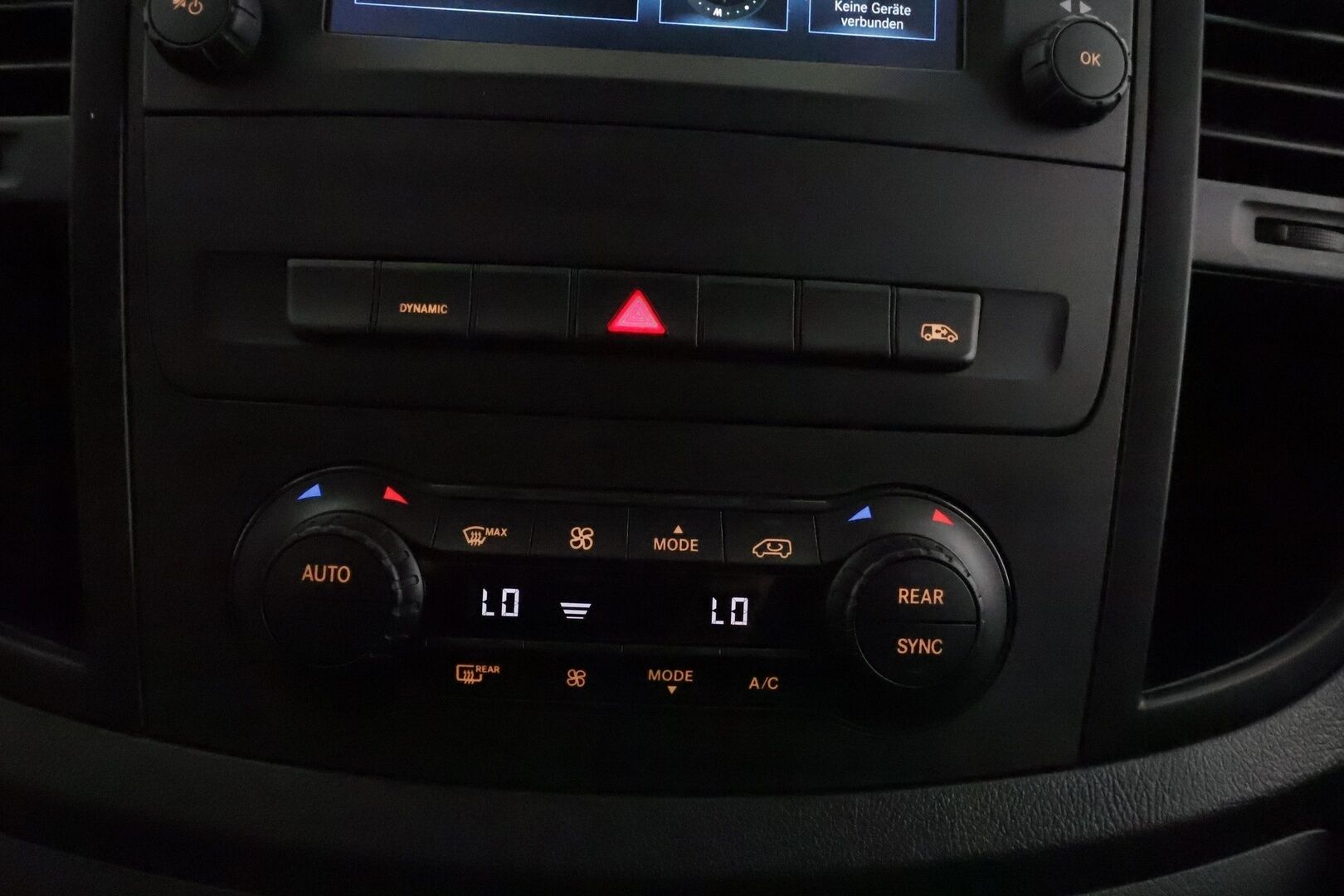 MERCEDES-BENZ Vito 2024 129 Tourer Pro Extralang 5+1 Invapaikka * Peruutuskamera / Navi / Apple&Android / Kaistavahti / ALV / BLIS - ALV-Vähennyskelpoinen / Invapaikka / Harvoin tarjolla!