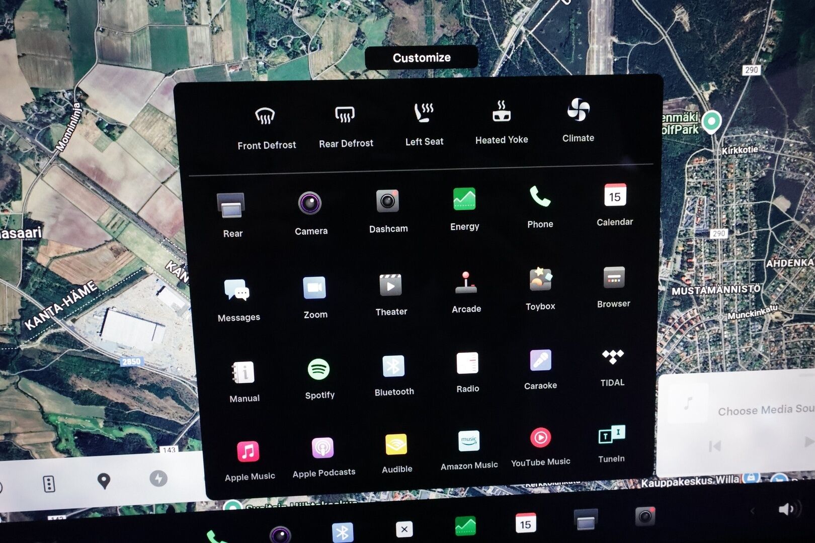 TESLA MODEL S 2023 Long Range * Vetokoukku / Matrix LED / Ilmastoidut Vaaleat Nahat / Peruutuskamera / Lämpöpumppu - 2x Latauskaapelit / Upea Yksilö / Juuri tullut Tampereelle!