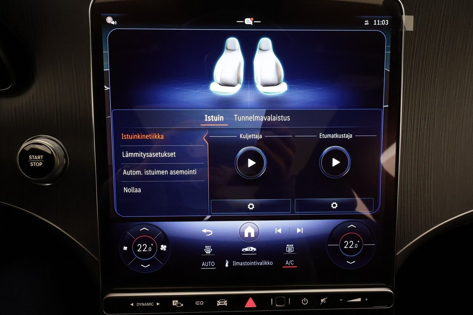 MERCEDES-BENZ EQE SUV 2023 350 4MATIC SUV * Lämpöpumppu / Distronic+ / Burmester / Panorama / Digital LED / 360-Kamera / Vetokoukku / Navi / KeylessGo - Kahdet renkaat aluvanteilla / Akuston esilämmitys / Juuri tullut Tampereelle!