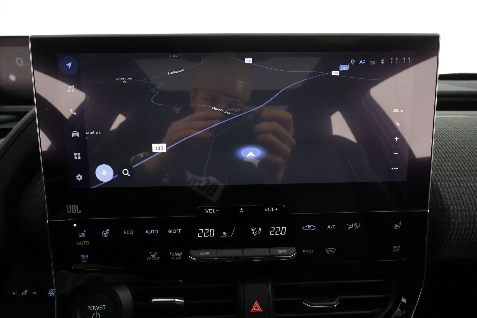 TOYOTA BZ4X 2023 AWD Premium * ACC / Panorama / Muistipenkki / Ilmastoidut nahat / JBL / Navi / LED / 360° / Sähköluukku * - Akku kuntotarkastettu SoH 98,1% / Kahdet renkaat aluvanteilla / Merkkihuollettu / Huippuvarusteet!