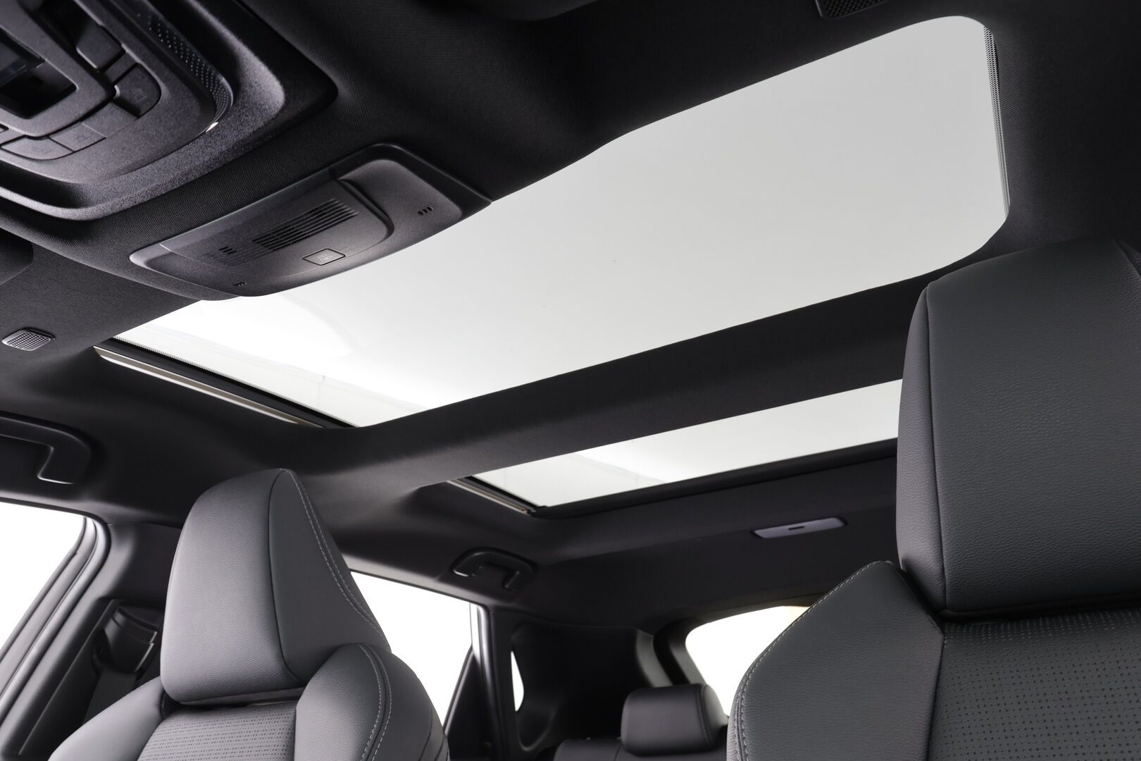 TOYOTA BZ4X 2023 AWD Premium * ACC / Panorama / Muistipenkki / Ilmastoidut nahat / JBL / Navi / LED / 360° / Sähköluukku * - Akku kuntotarkastettu SoH 98,1% / Kahdet renkaat aluvanteilla / Merkkihuollettu / Huippuvarusteet!