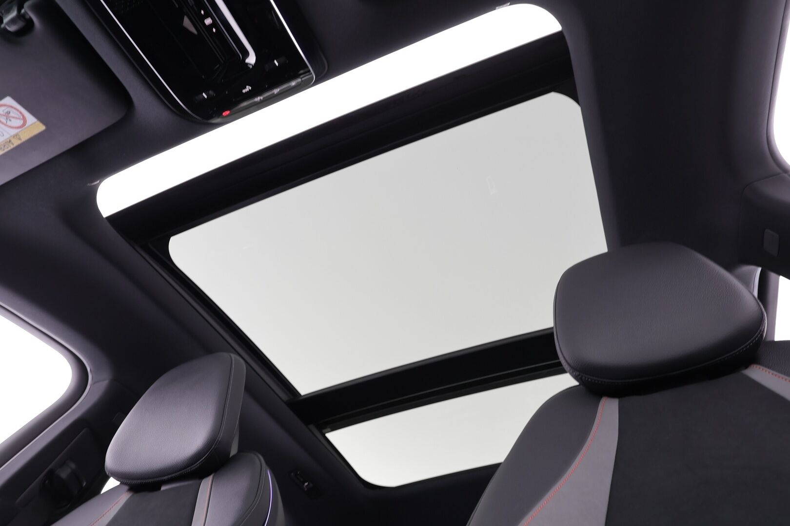 MERCEDES-BENZ EQE SUV 2023 350 4Matic AMG * Distronic+ / Panorama / Digital Light / Burmester / Koukku / Muistipenkit / 360° / Ilma-alusta / ILP / Navi / KeylessGo * - Hyvät varusteet!