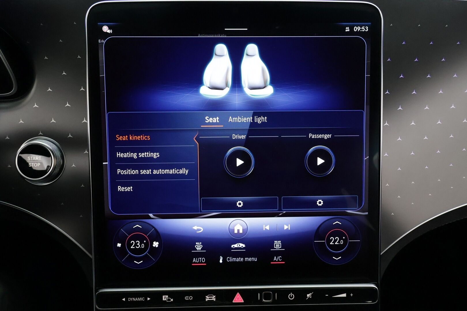 MERCEDES-BENZ EQE SUV 2023 350 4Matic AMG * Distronic+ / Panorama / Digital Light / Burmester / Koukku / Muistipenkit / 360° / Ilma-alusta / ILP / Navi / KeylessGo * - Hyvät varusteet!