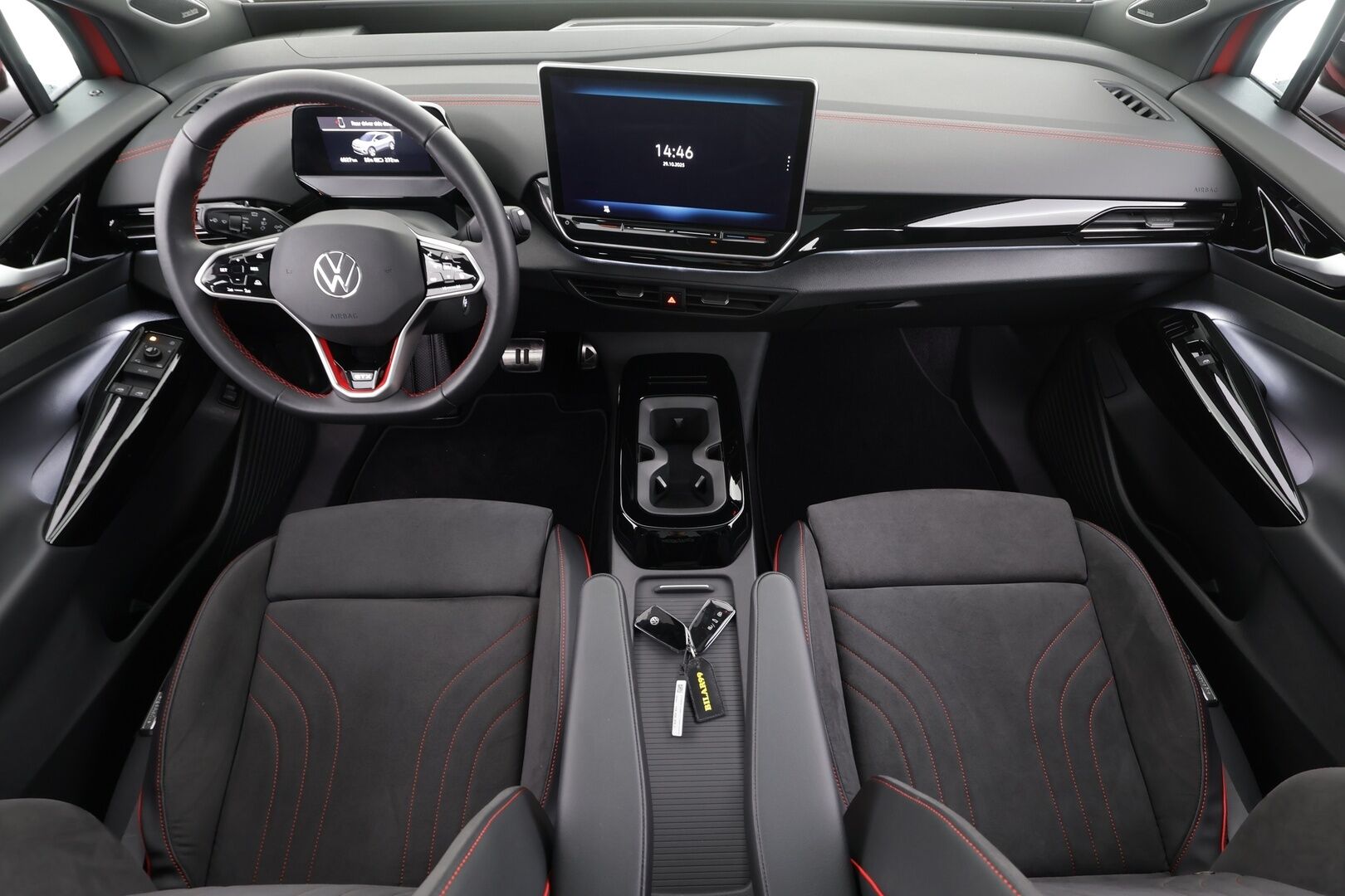 VOLKSWAGEN ID.4 2025 GTX 4Motion 250kW * ACC / HUD / Panorama / Muistipenkit hieronnalla / 360° / ILP / Koukku / IQ.Light / H&K / Facelift * - Akku kuntotarkastettu! / Kahdet renkaat aluvanteilla / Huippuvarusteet!