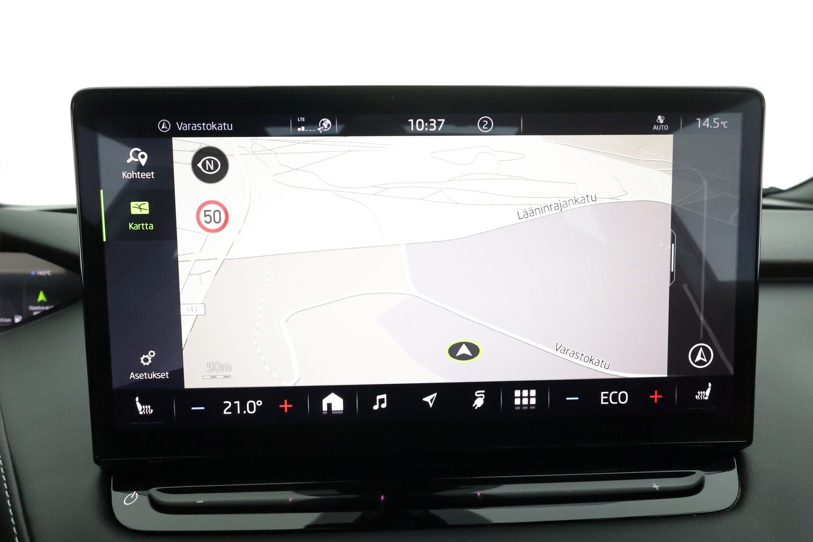 SKODA ENYAQ 2023 80x 4x4 SportLine iV * ILP / Koukku / Panorama / ACC / Matrix-LED / 360° / Muistipenkki / Navi / Kaistavahti / Keyless * - Akku kuntotarkastettu SoH 95,2% 