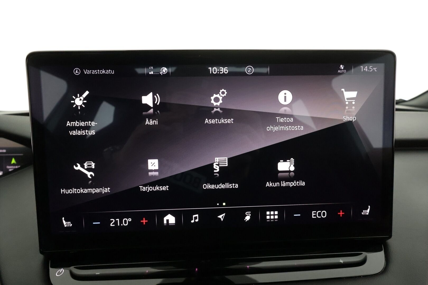 SKODA ENYAQ 2023 80x 4x4 SportLine iV * ILP / Koukku / Panorama / ACC / Matrix-LED / 360° / Muistipenkki / Navi / Kaistavahti / Keyless * - Akku kuntotarkastettu SoH 95,2% - HULLUT VÄLIPÄIVÄT KORKOTARJOUS 2,49%