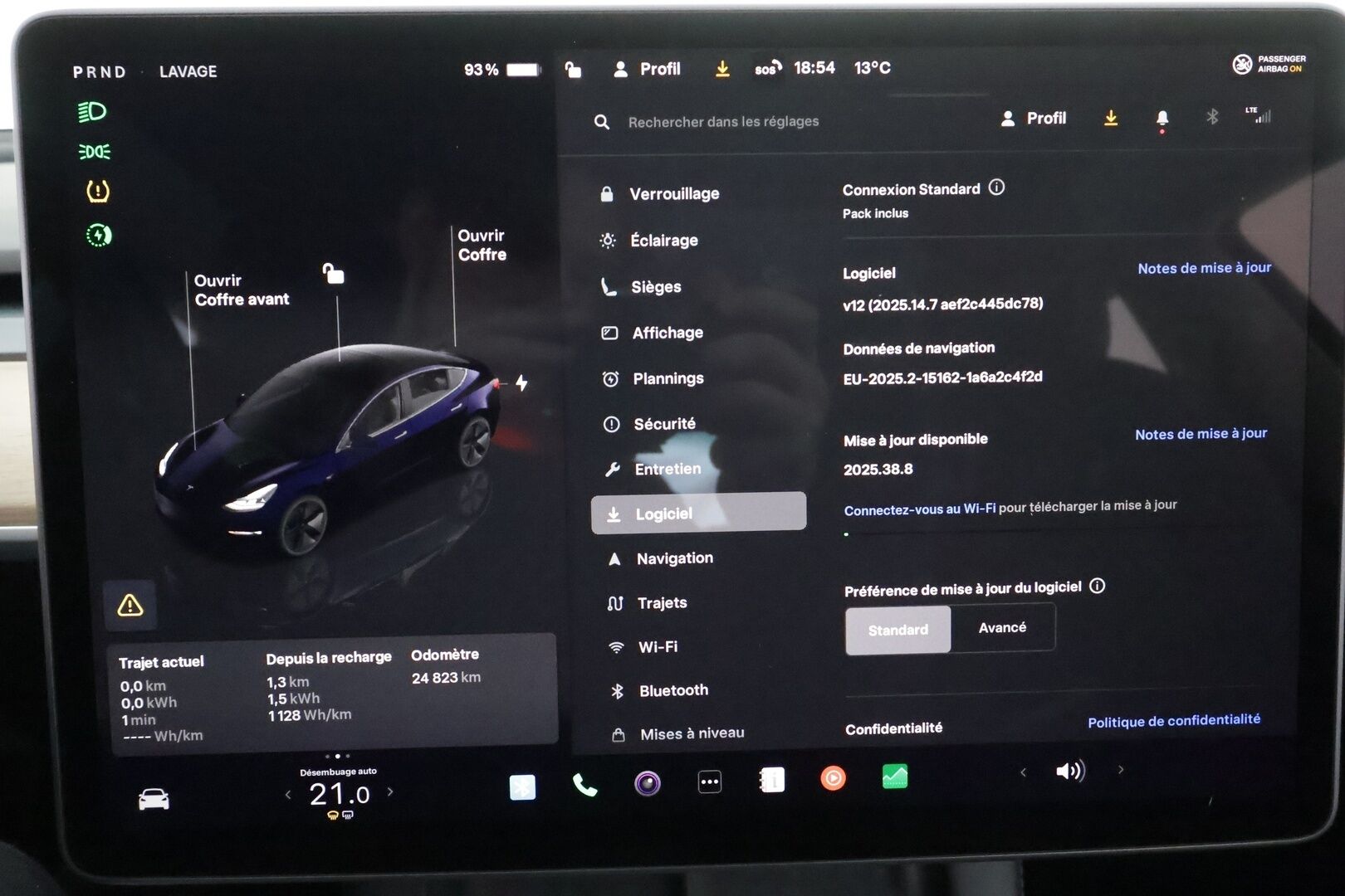TESLA MODEL 3 2022 Long Range Dual Motor * Lasikatto / ILP / ACC / Matrix-LED / Muistipenkki / P.kamera / Premium Audio / Navi * - 2x Latauskaapelit - Osta nyt, maksa vasta ensi vuonna