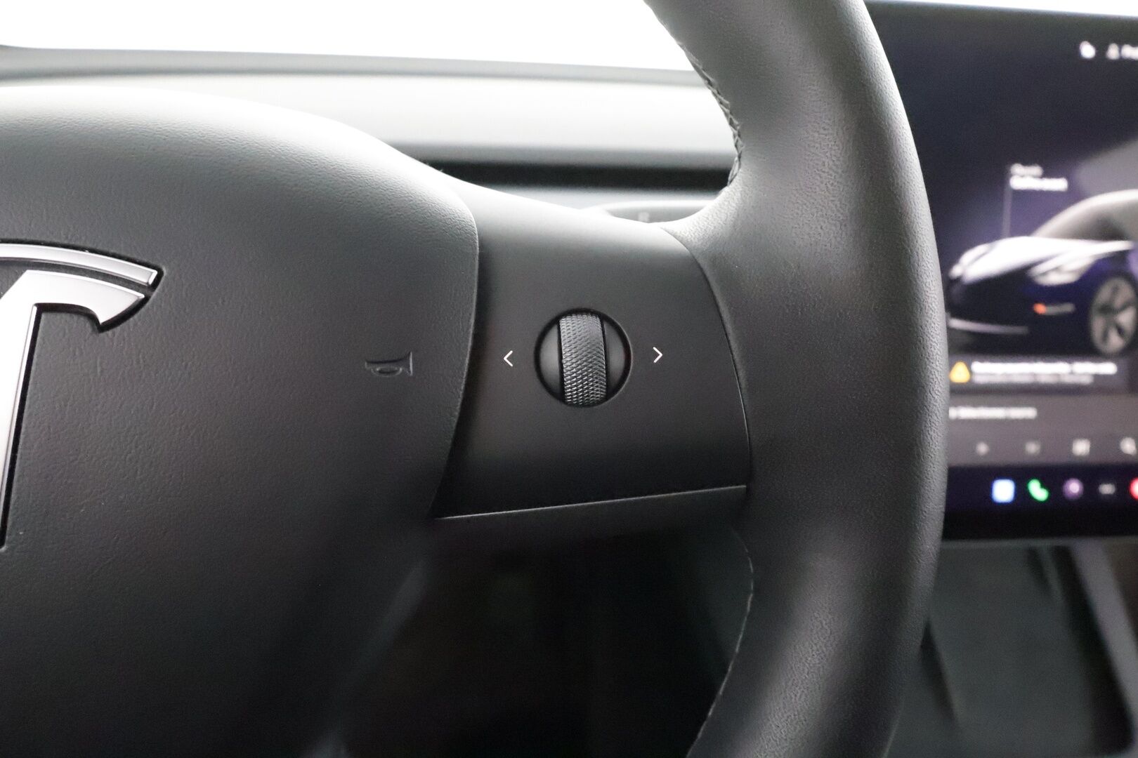 TESLA MODEL 3 2022 Long Range Dual Motor * Lasikatto / ILP / ACC / Matrix-LED / Muistipenkki / P.kamera / Premium Audio / Navi * - 2x Latauskaapelit - Osta nyt, maksa vasta ensi vuonna