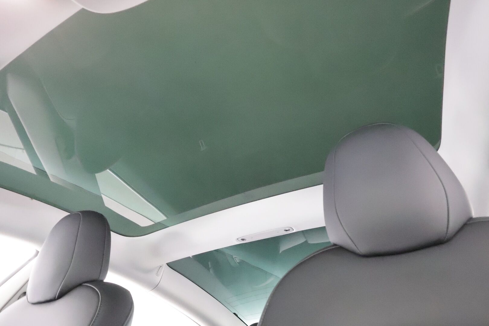 TESLA MODEL 3 2022 Long Range Dual Motor * Lasikatto / ILP / ACC / Matrix-LED / Muistipenkki / P.kamera / Premium Audio / Navi * - 2x Latauskaapelit - Osta nyt, maksa vasta ensi vuonna