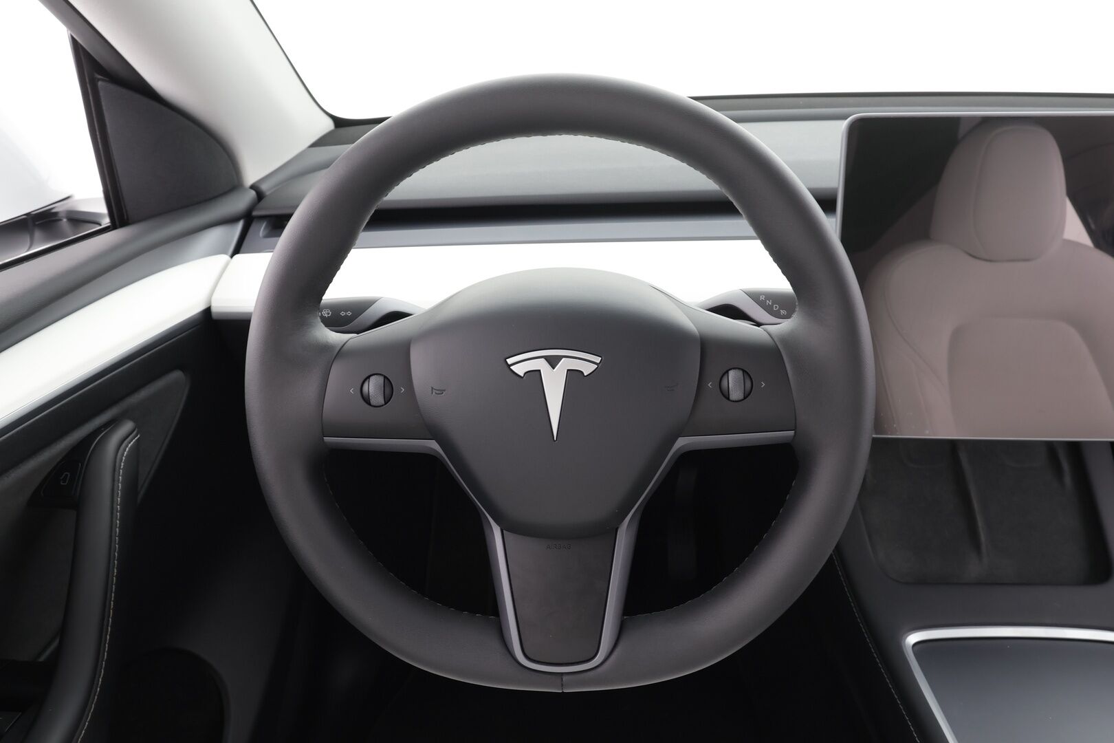 TESLA MODEL Y 2022 Long Range Dual Motor * Koukku / Lasikatto / ILP / ACC / Matrix-LED / Muistipenkki / P.kamera / Premium Audio * - 2x Latauskaapelit - Osta nyt, maksa vasta ensi vuonna