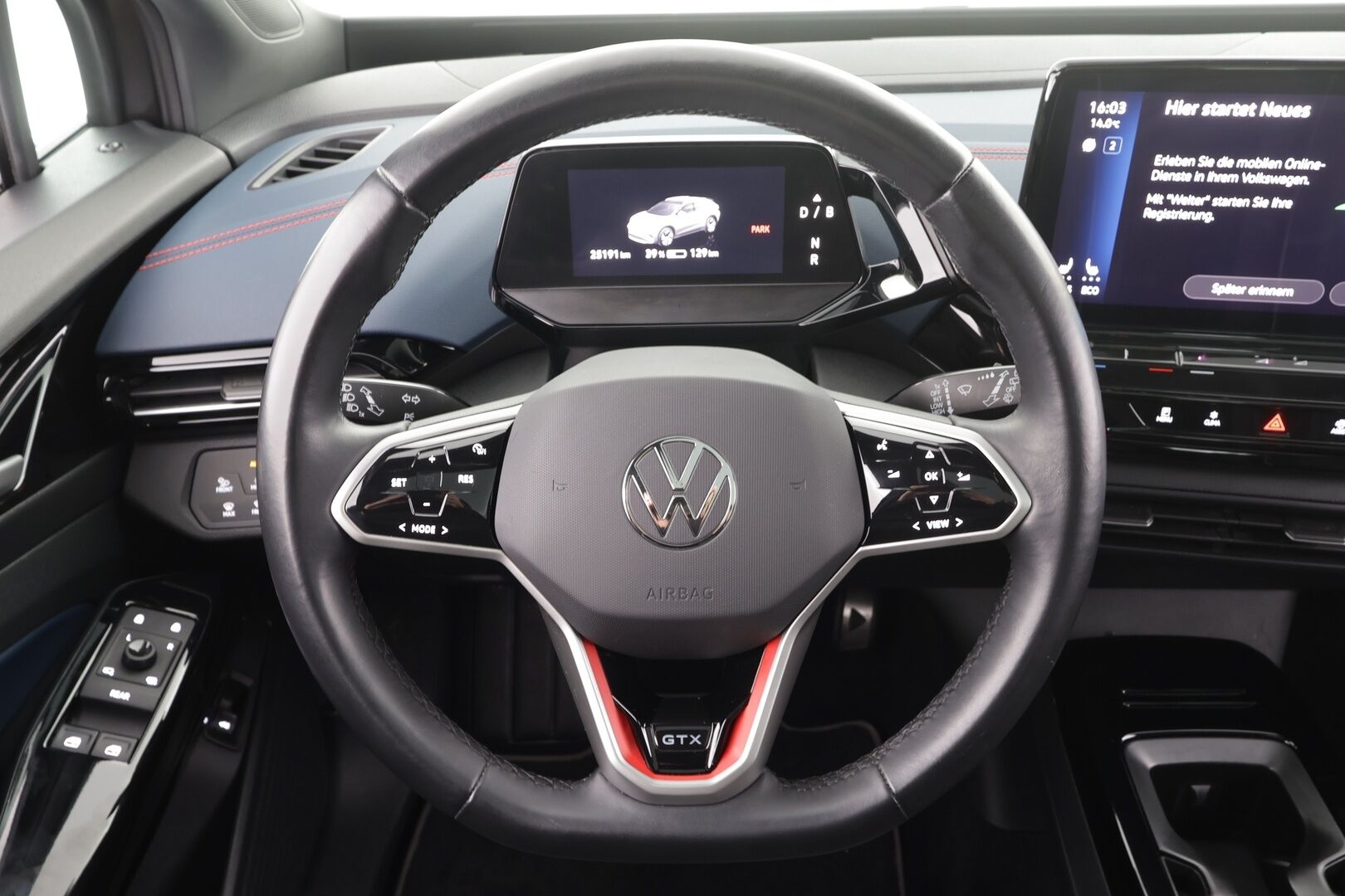 VOLKSWAGEN ID.4 2022 GTX 4Motion 220 kW * ILP / Lasikatto / ACC / Matrix-LED / HUD / 360° / Hierovat Sportpenkit Muistilla / Navi / Keyless* - Kahdet renkaat / * HUIPPU KAMOILLA * - Osta nyt, maksa vasta ensi vuonna