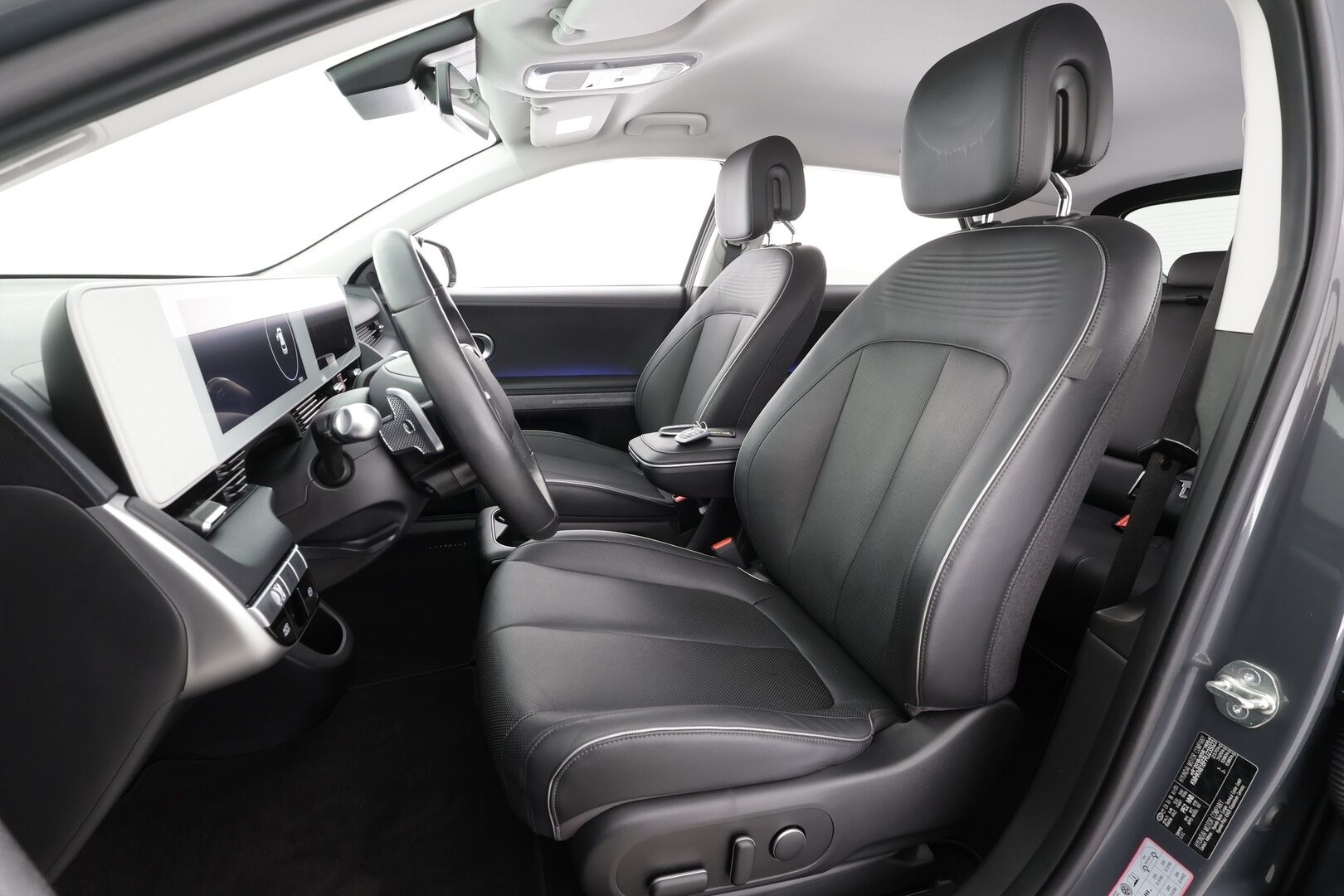 HYUNDAI IONIQ 5 2024 58kWh 170hv Premium * ACC / ILP / 360° / Ilmastoidut nahat / Sähköpenkit / LED / Navi * - Akku kuntotarkastettu - HULLUT VÄLIPÄIVÄT KORKOTARJOUS 2,49%