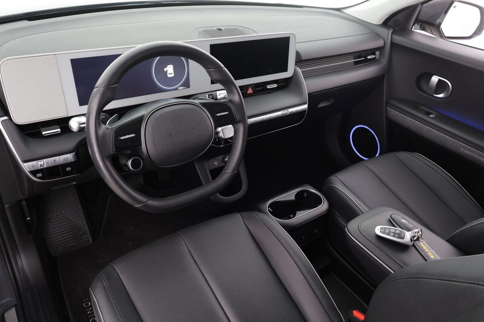 HYUNDAI IONIQ 5 2024 58kWh 170hv Premium * ACC / ILP / 360° / Ilmastoidut nahat / Sähköpenkit / LED / Navi * - Akku kuntotarkastettu - HULLUT VÄLIPÄIVÄT KORKOTARJOUS 2,49%