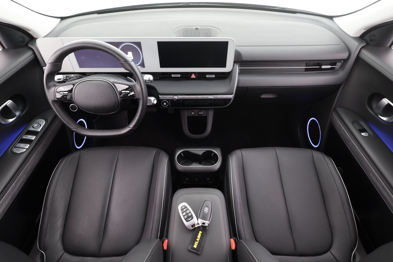 HYUNDAI IONIQ 5 2024 58kWh 170hv Premium * ACC / ILP / 360° / Ilmastoidut nahat / Sähköpenkit / LED / Navi * - Akku kuntotarkastettu - HULLUT VÄLIPÄIVÄT KORKOTARJOUS 2,49%