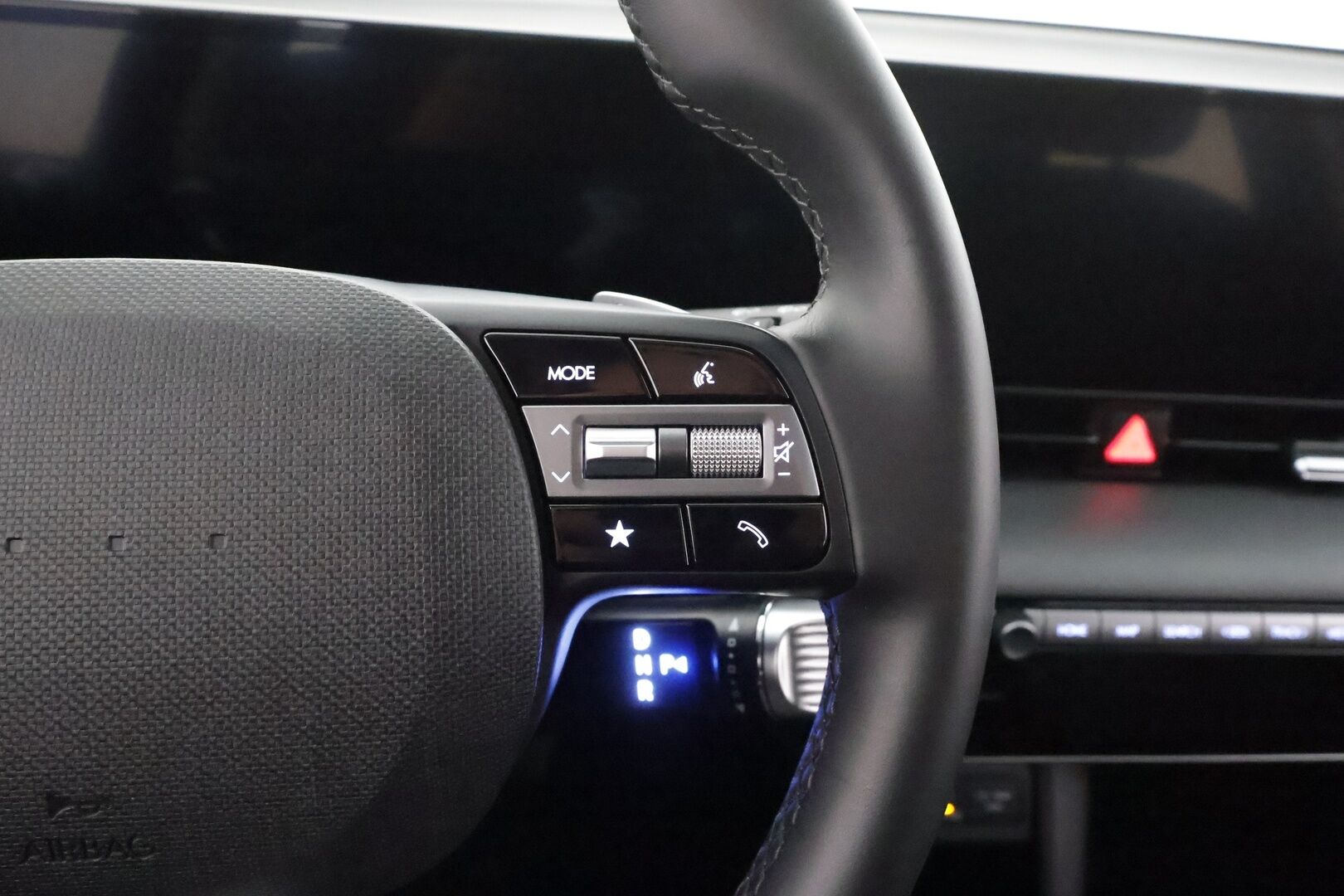 HYUNDAI IONIQ 5 2025 229hv Centriq * ACC / P.kamera / LED / Navi / ILP / Facelift / Sähköpenkit / KeylessGo * - Kahdet renkaat aluvanteilla - Osta nyt, maksa vasta ensi vuonna