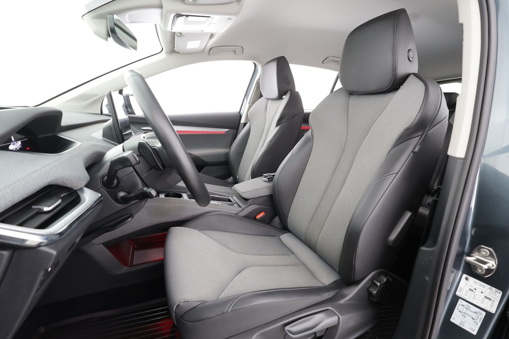 SKODA ENYAQ 2022 80x 4x4 iV * ILP / ACC / Matrix-LED / P.kamera / Navi / Kaistavahti / Digimittaristo / Keyless * - Merkkihuollettu! / Akku kuntotarkastettu SoH 94,7% - HULLUT VÄLIPÄIVÄT KORKOTARJOUS 2,49%