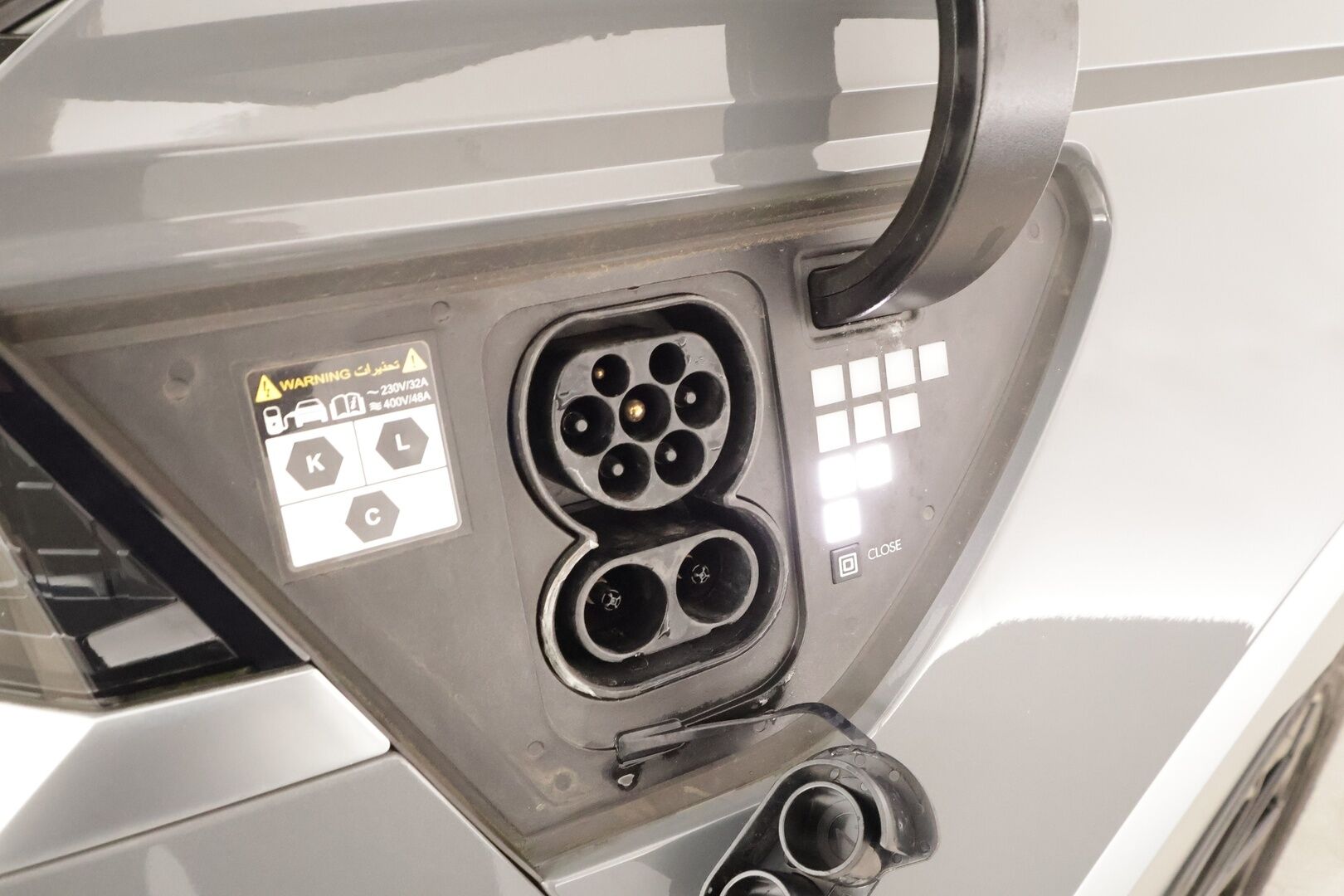 HYUNDAI IONIQ 5 2022 73kWh 305hv AWD Techniq * ACC / P.kamera / ILP / LED / Navi / Sähköpenkit / Puolinahat * - Akku kuntotarkastettu SoH 98,8% / Kahdet renkaat aluvanteilla - Osta nyt, maksa vasta ensi vuonna