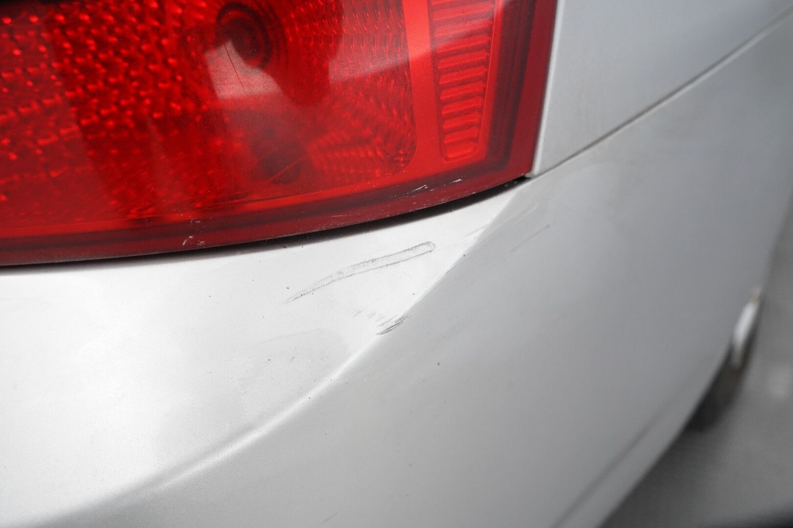 Kia Cerato 2006 4D CERATO SEDAN 1.6  MYYDÄÄN HUUTOKAUPAT.COM *Koukku / Lohkolämmitin / 2x renkaat - MYYDÄÄN HUUTOKAUPAT.COM     Suomi-auto / kahdet renkaat / Vähän ajettu