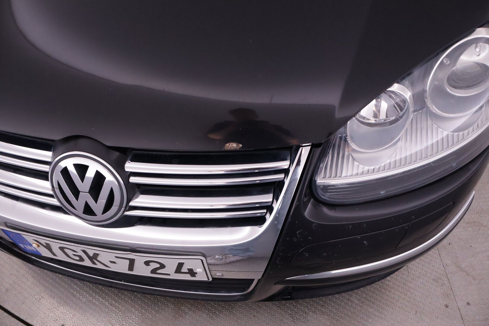 Volkswagen Jetta 2007 4D Sedan 1.6 - Myydään Huutokaupat.com - | Vakkari | Sporttialusta | Koukku | 2x Hyvät Renkaat | Leimaa 19.12 asti |