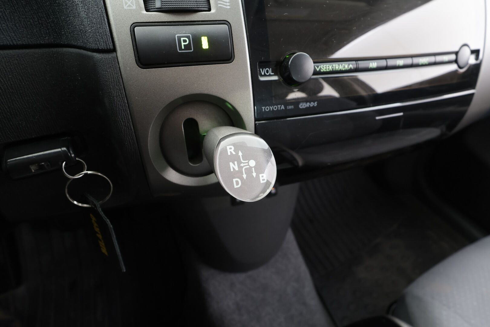 Toyota Prius 2008 HSD 5ov - | Merkkihuollettu | Autom. ilmastointi | Lohko+sisähaara | Kahdet renkaat | Suomi-auto | 