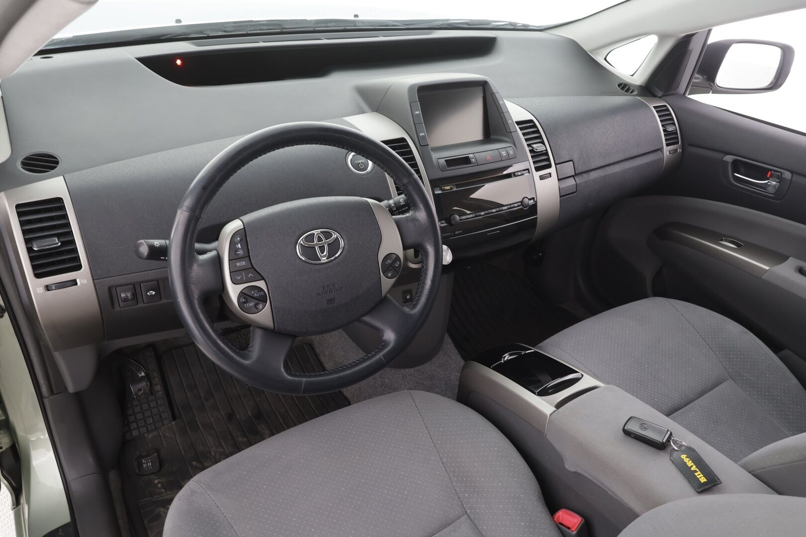 Toyota Prius 2008 HSD 5ov - | Merkkihuollettu | Autom. ilmastointi | Lohko+sisähaara | Kahdet renkaat | Suomi-auto | 