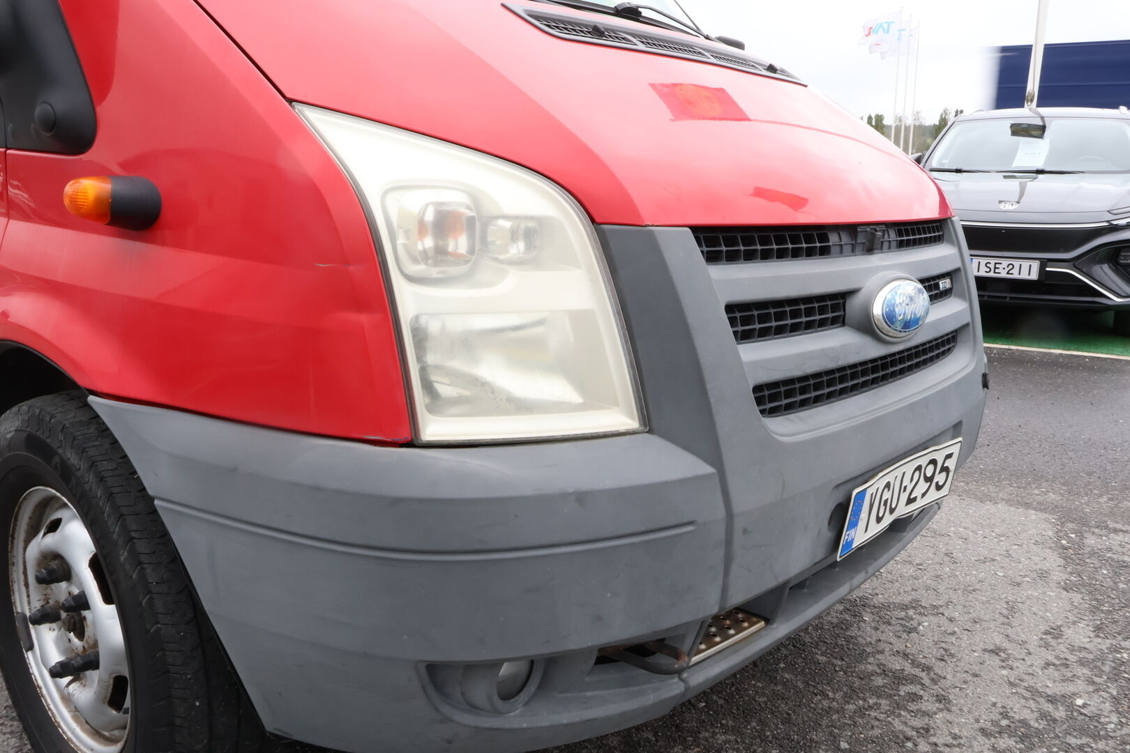 Ford Transit 2008 (BB) 2.4TDCI T350 /  Kevyt Kuorma-auto - *Katsastus 03/2026!! / Kevyt K-A / Koukku / Vähän ajettu!!* *MYYDÄÄN HUUTOKAUPAT.COMISSA!!*